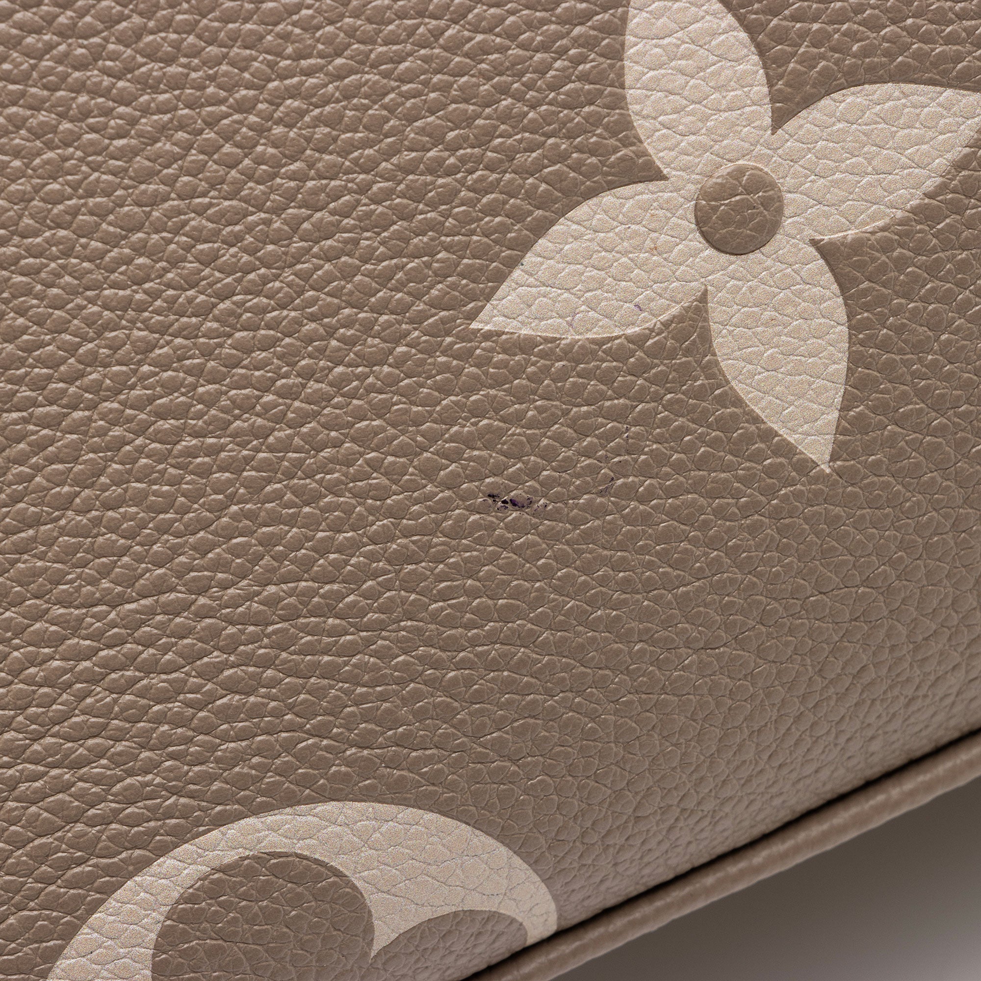 LO-LV bags 14436