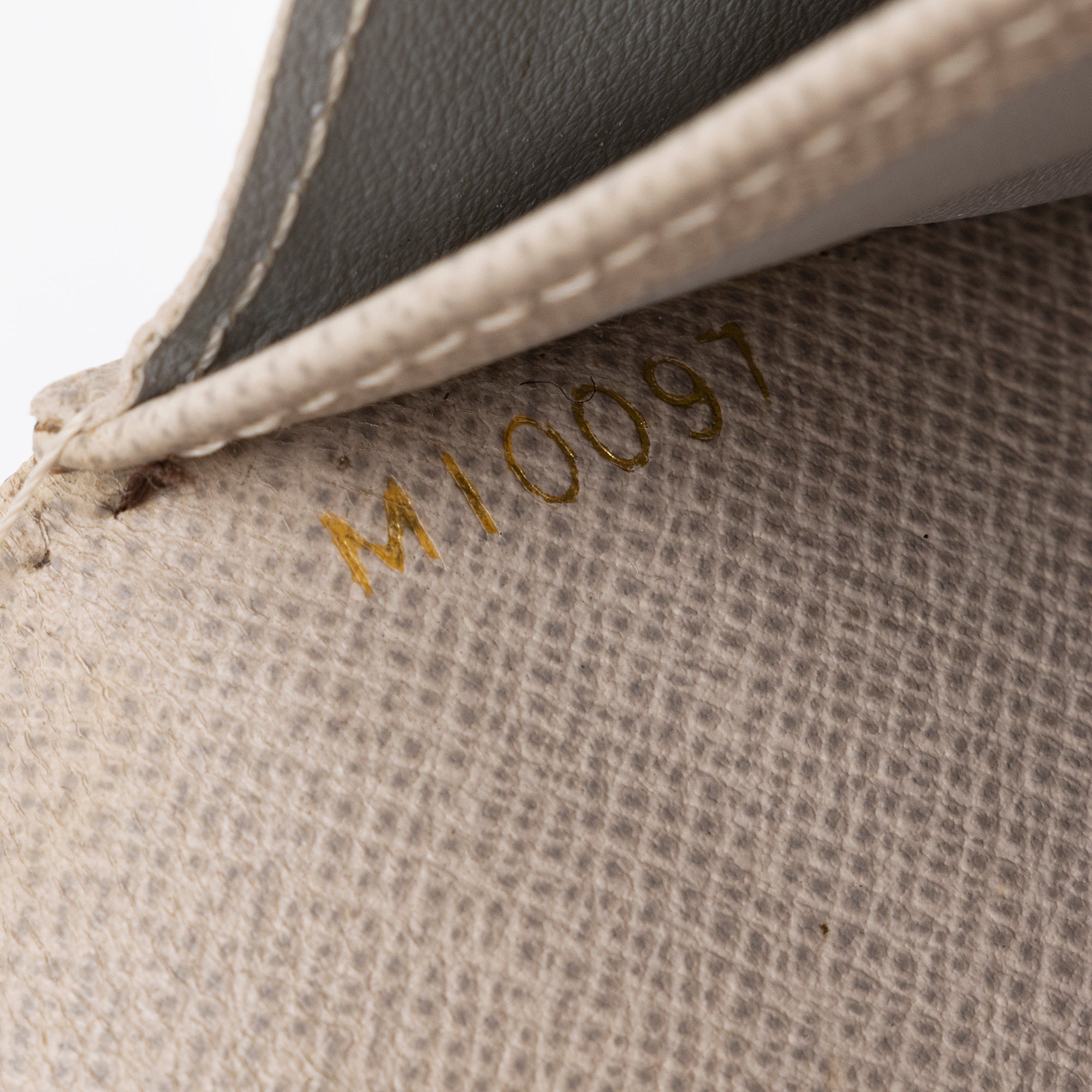 LO-LV bags 13325