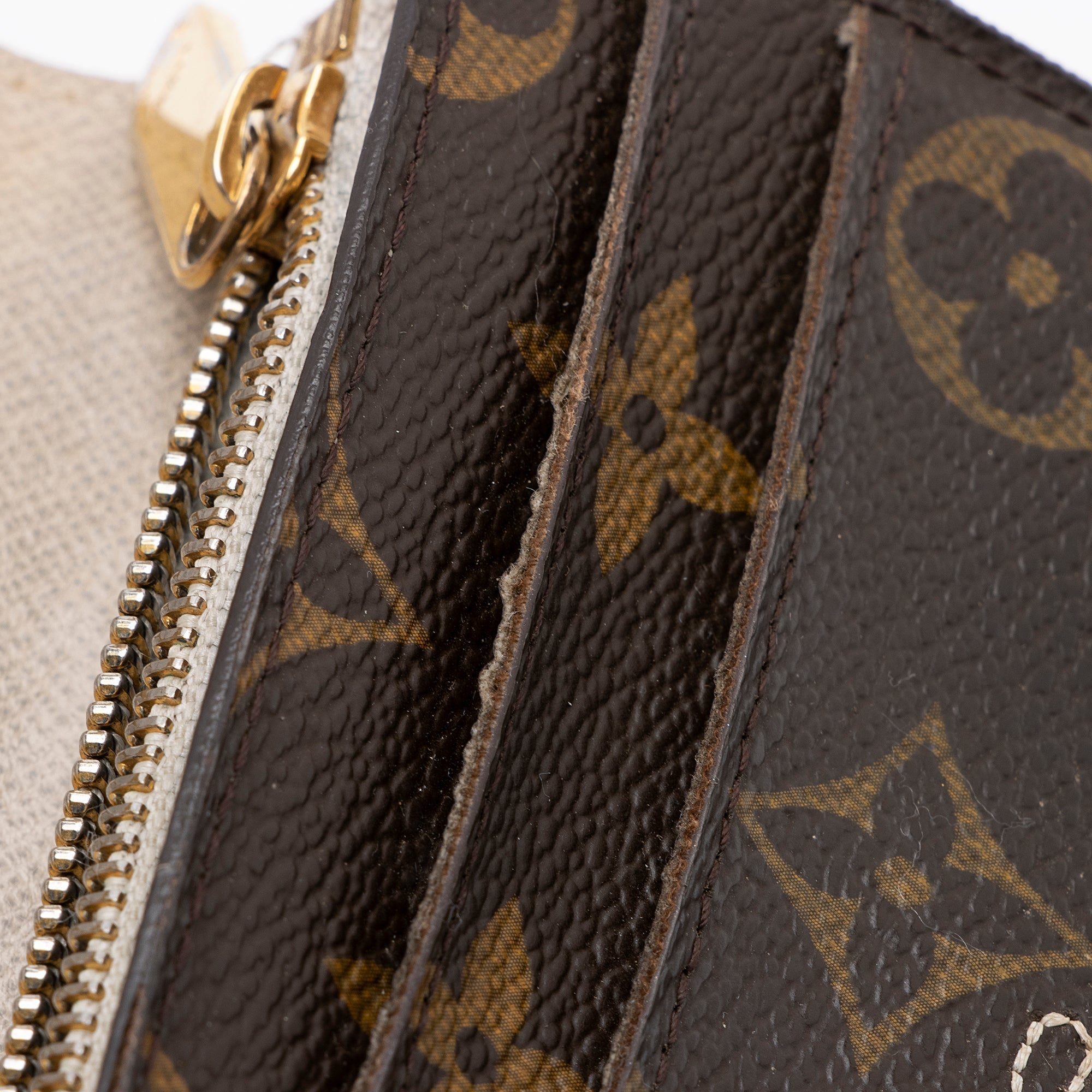 LO-LV bags 13325