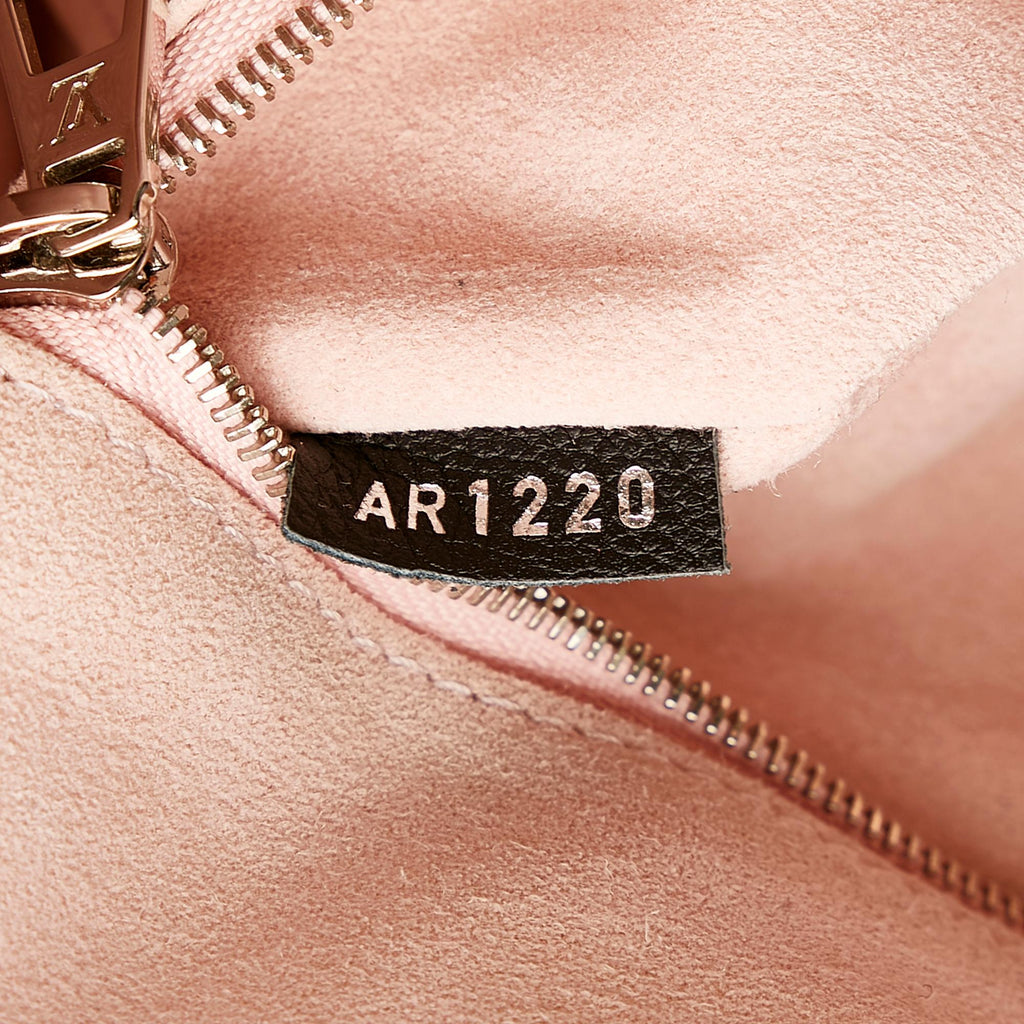LO-LV bags 8970