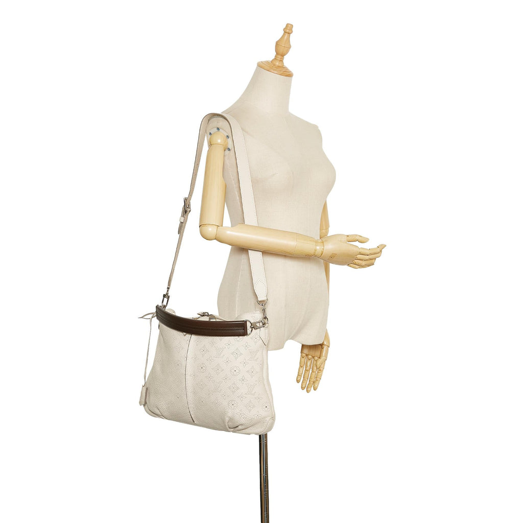 LO-LV bags 13698