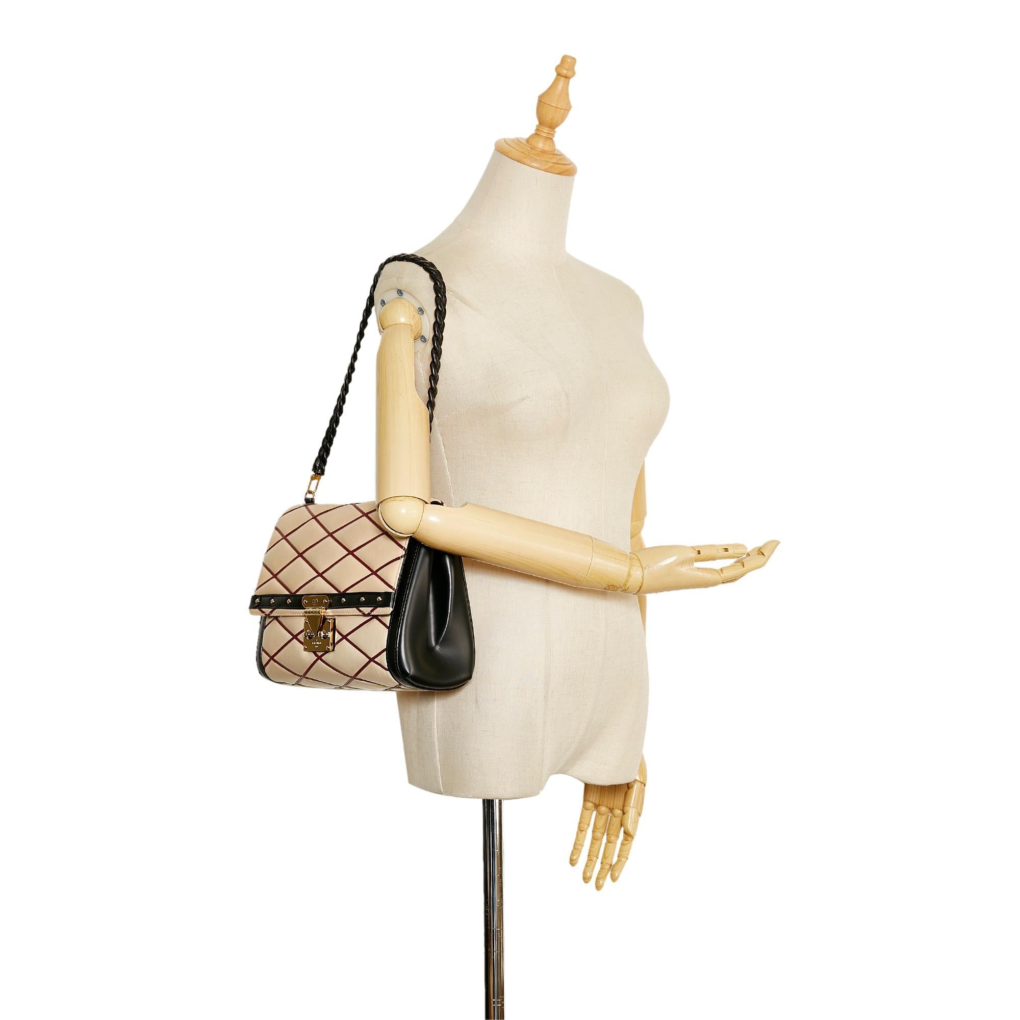 LO-LV bags 13831