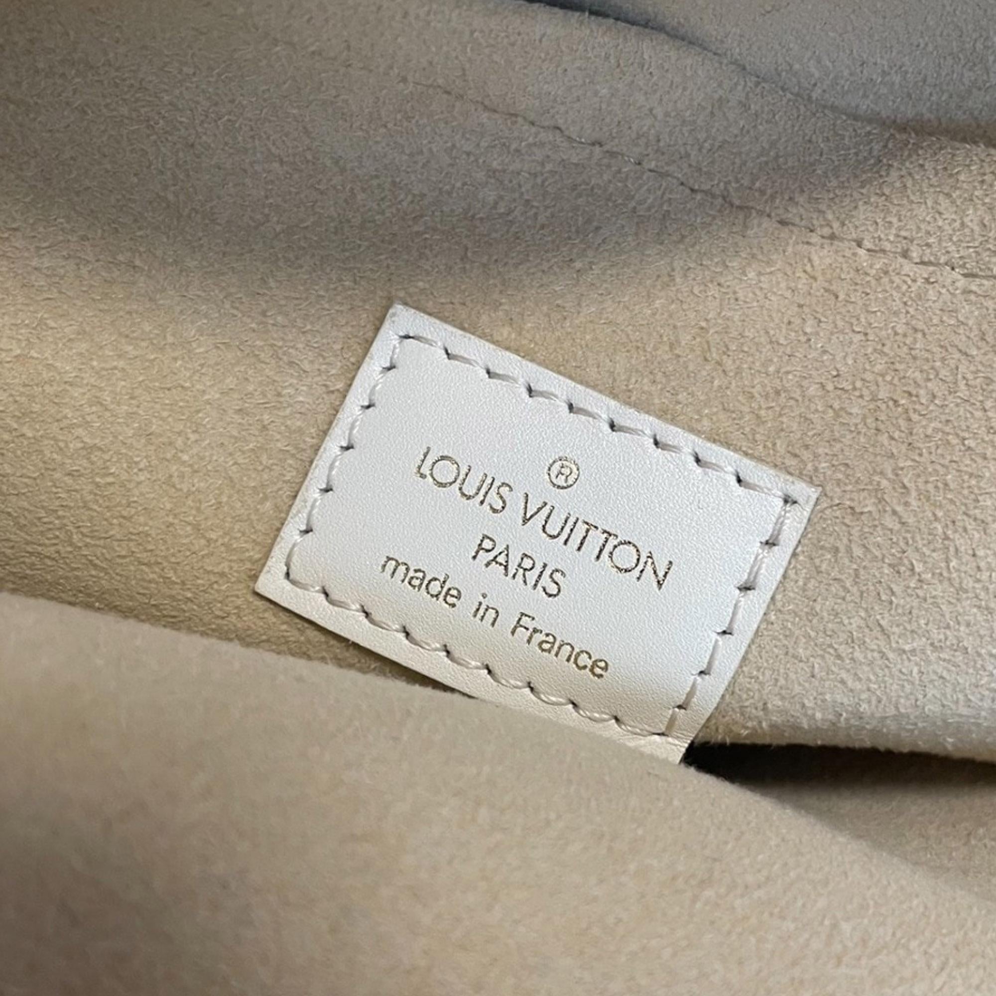 LO-LV bags 8884