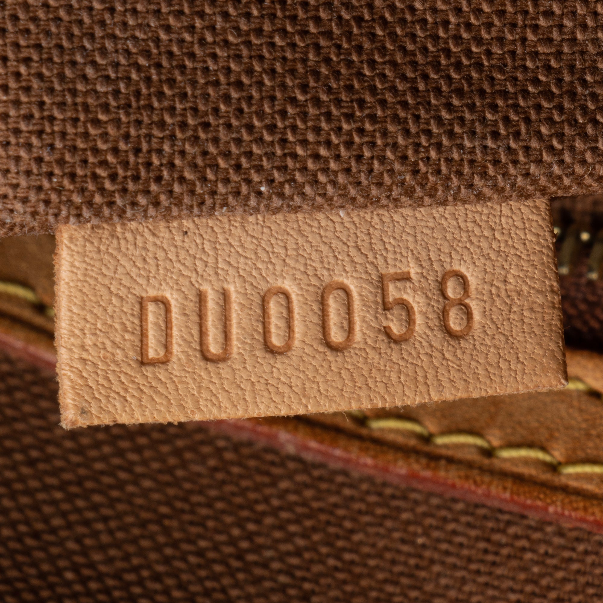 LO-LV bags 8063