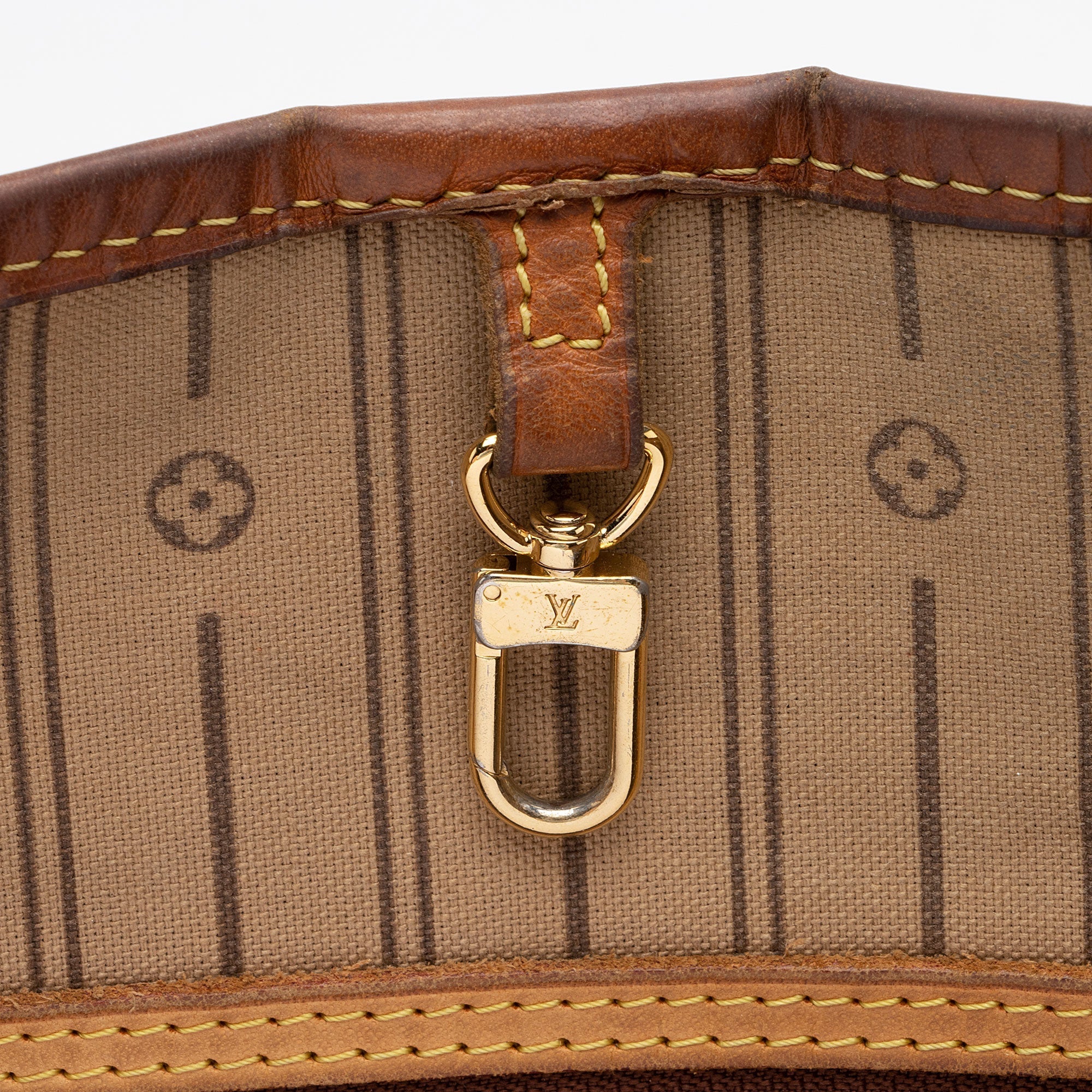 LO-LV bags 12180