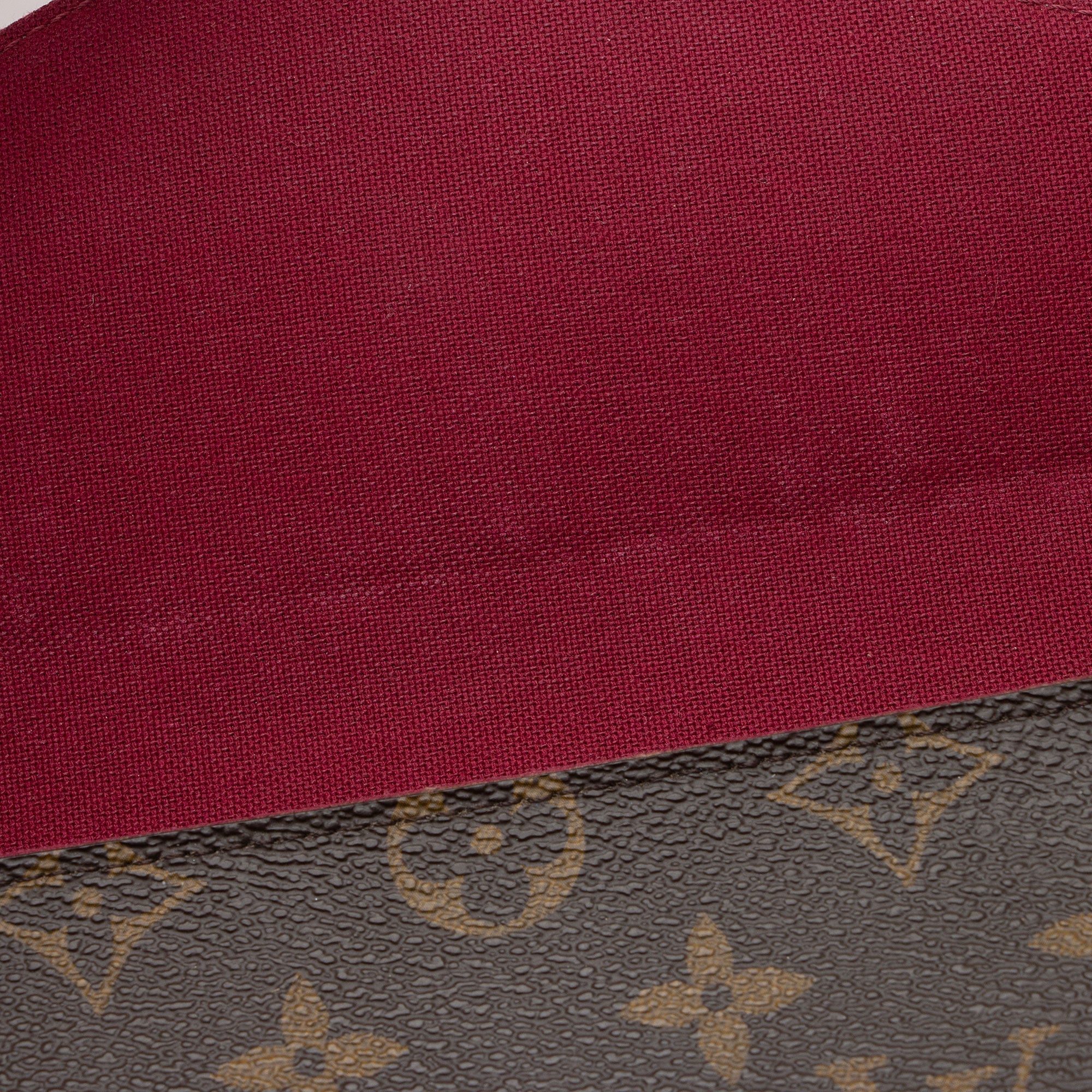 LO-LV bags 8132