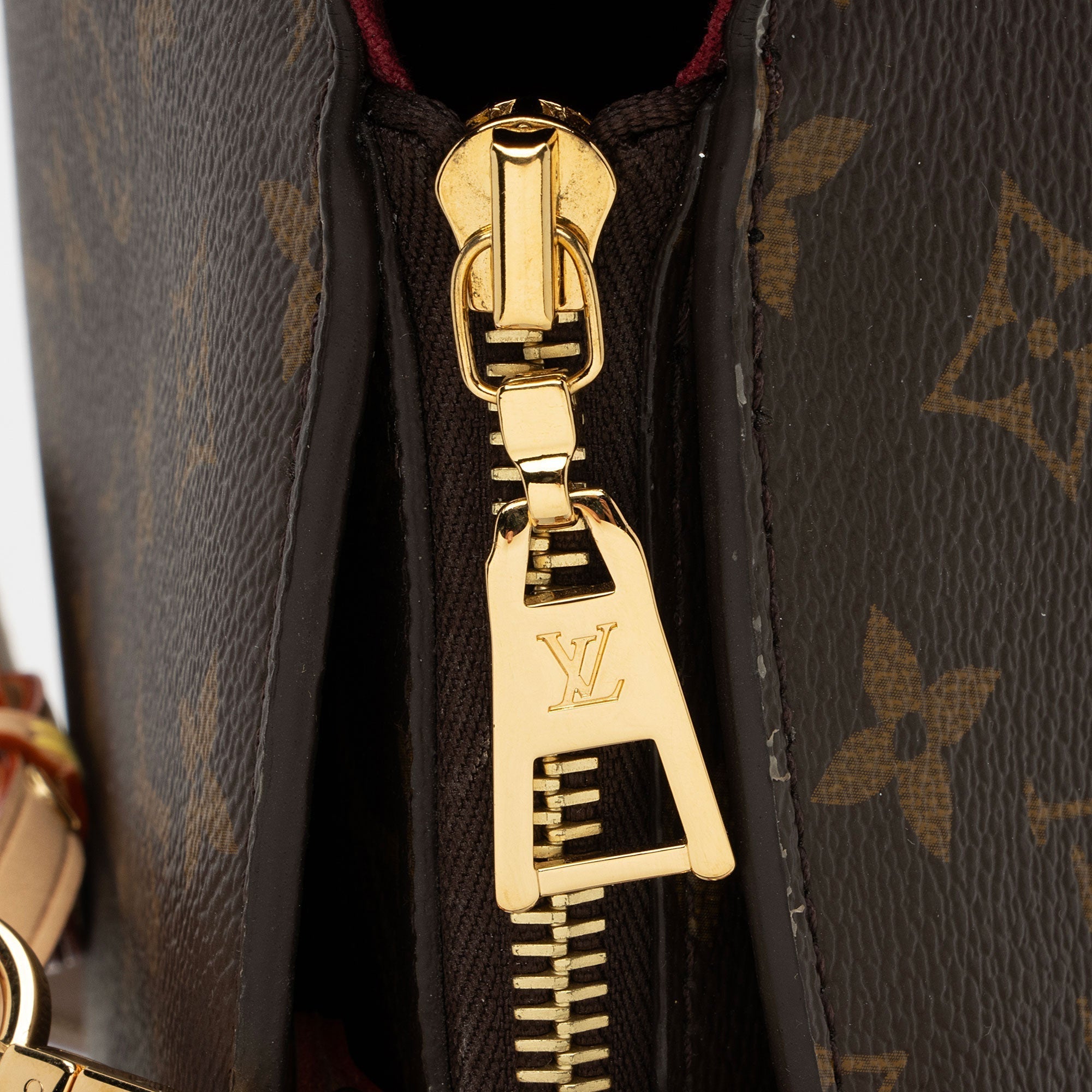 LO-LV bags 8334