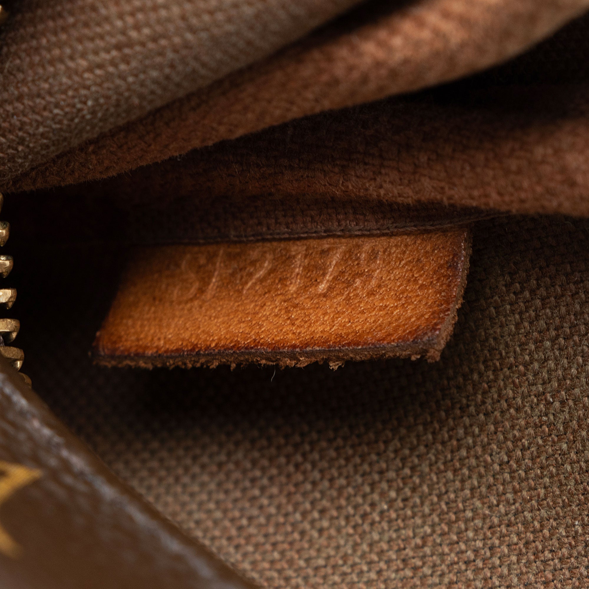 LO-LV bags 13369