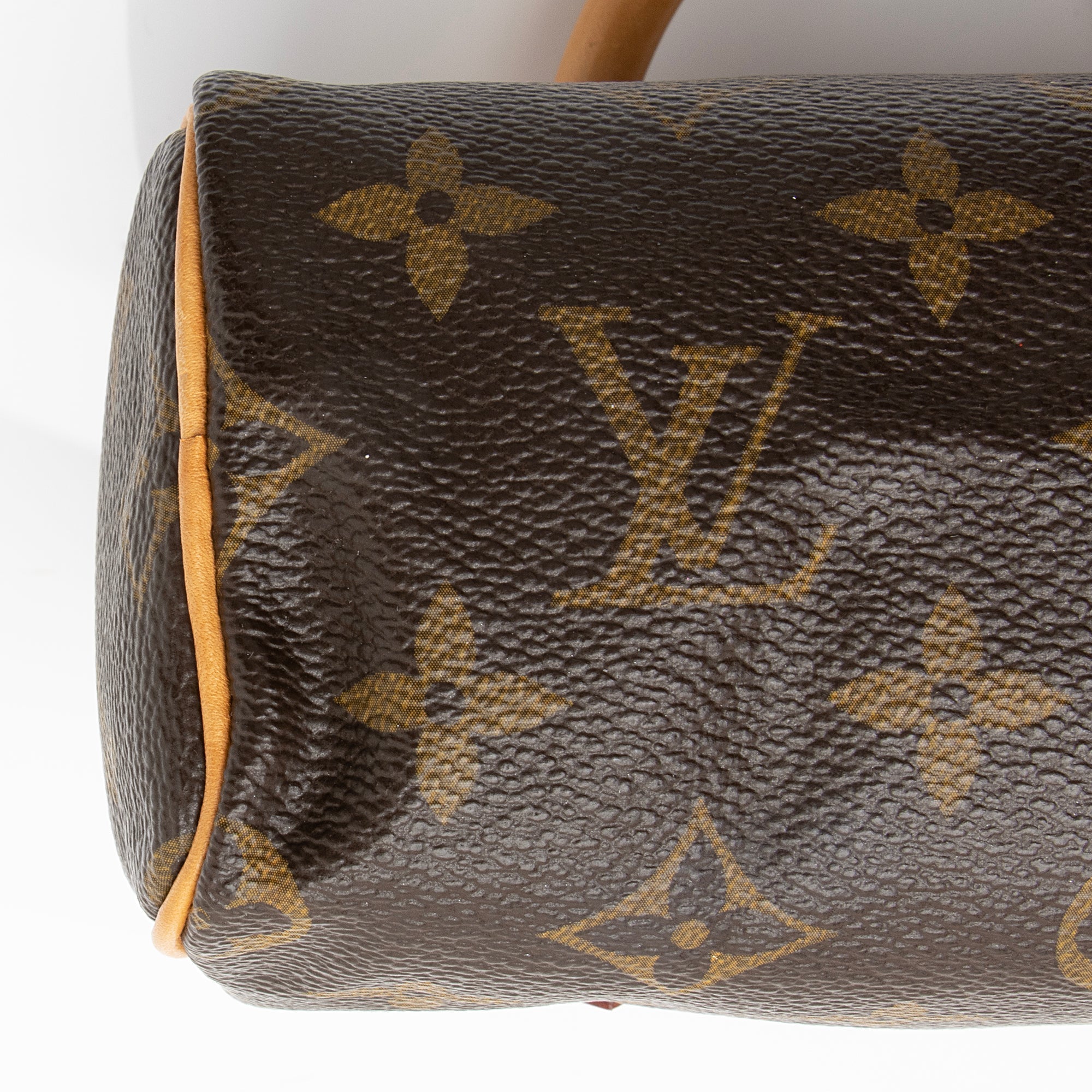 LO-LV bags 8202