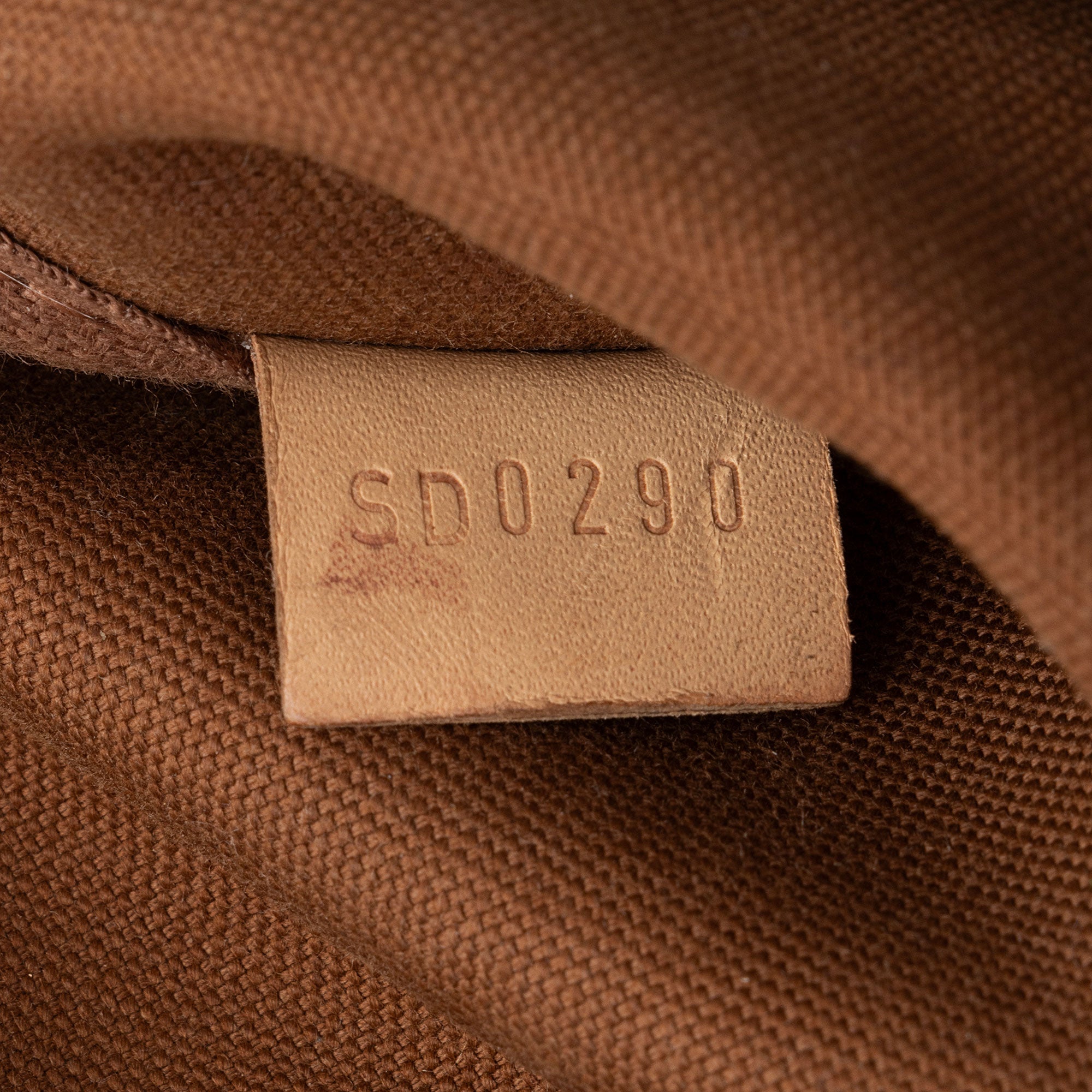 LO-LV bags 11432