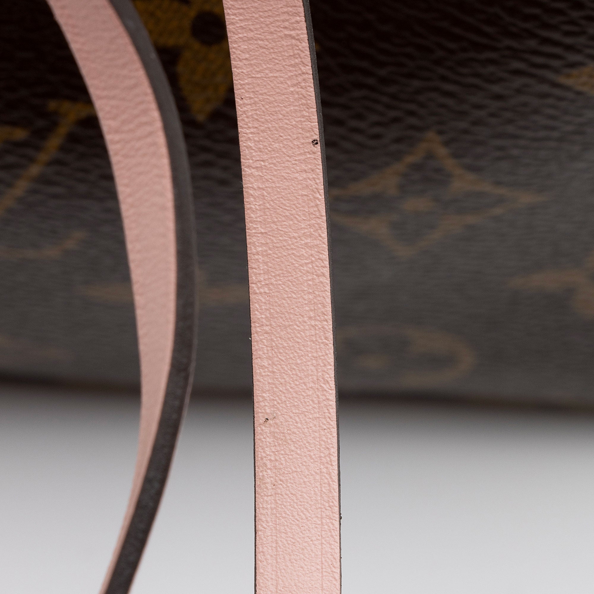 LO-LV bags 8457