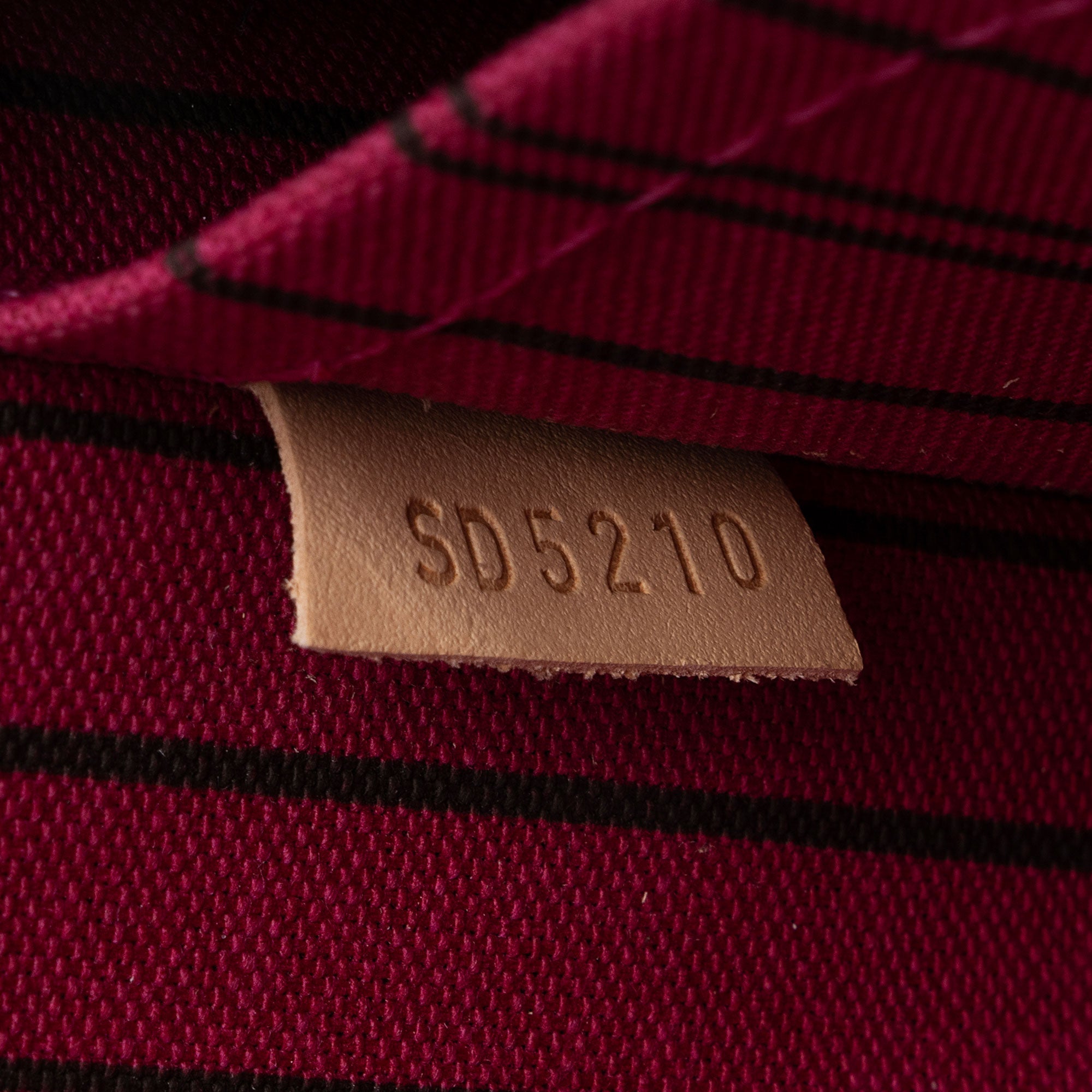 LO-LV bags 11690