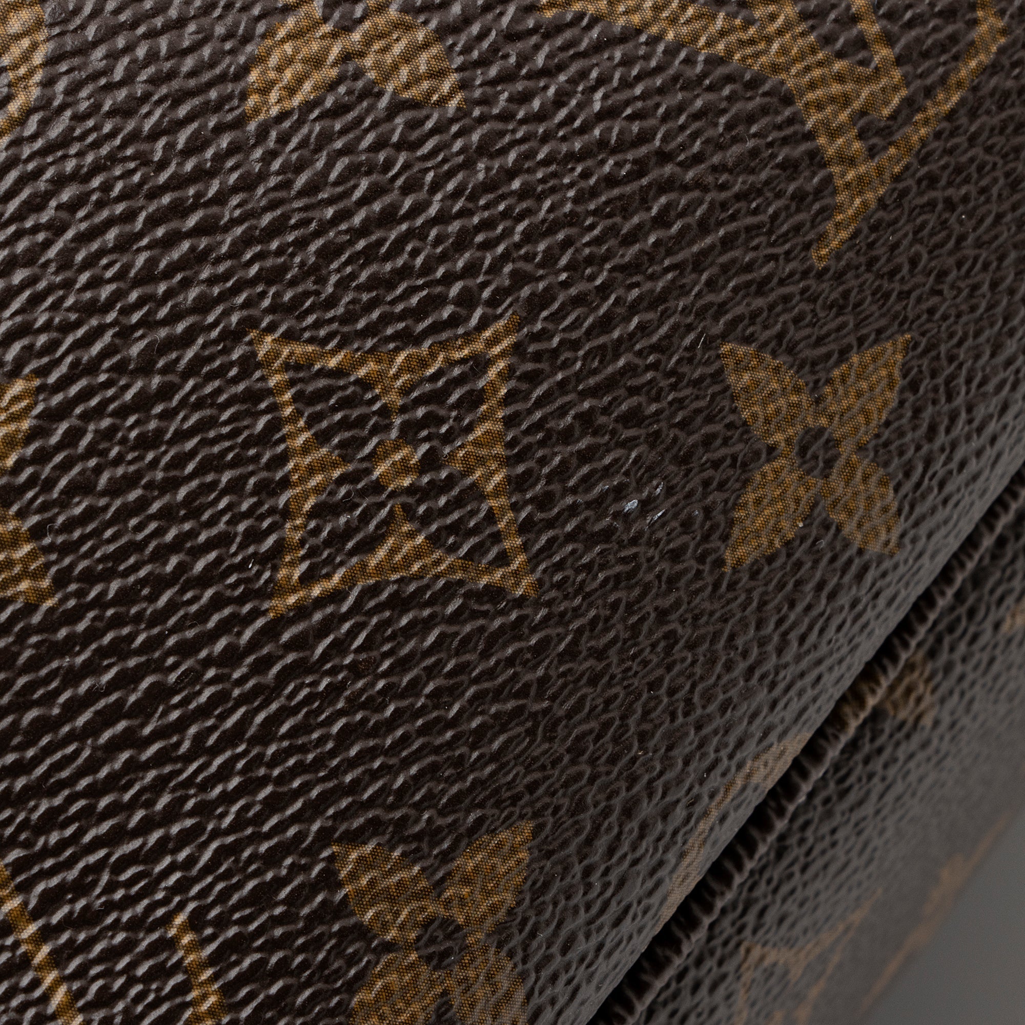 LO-LV bags 14060