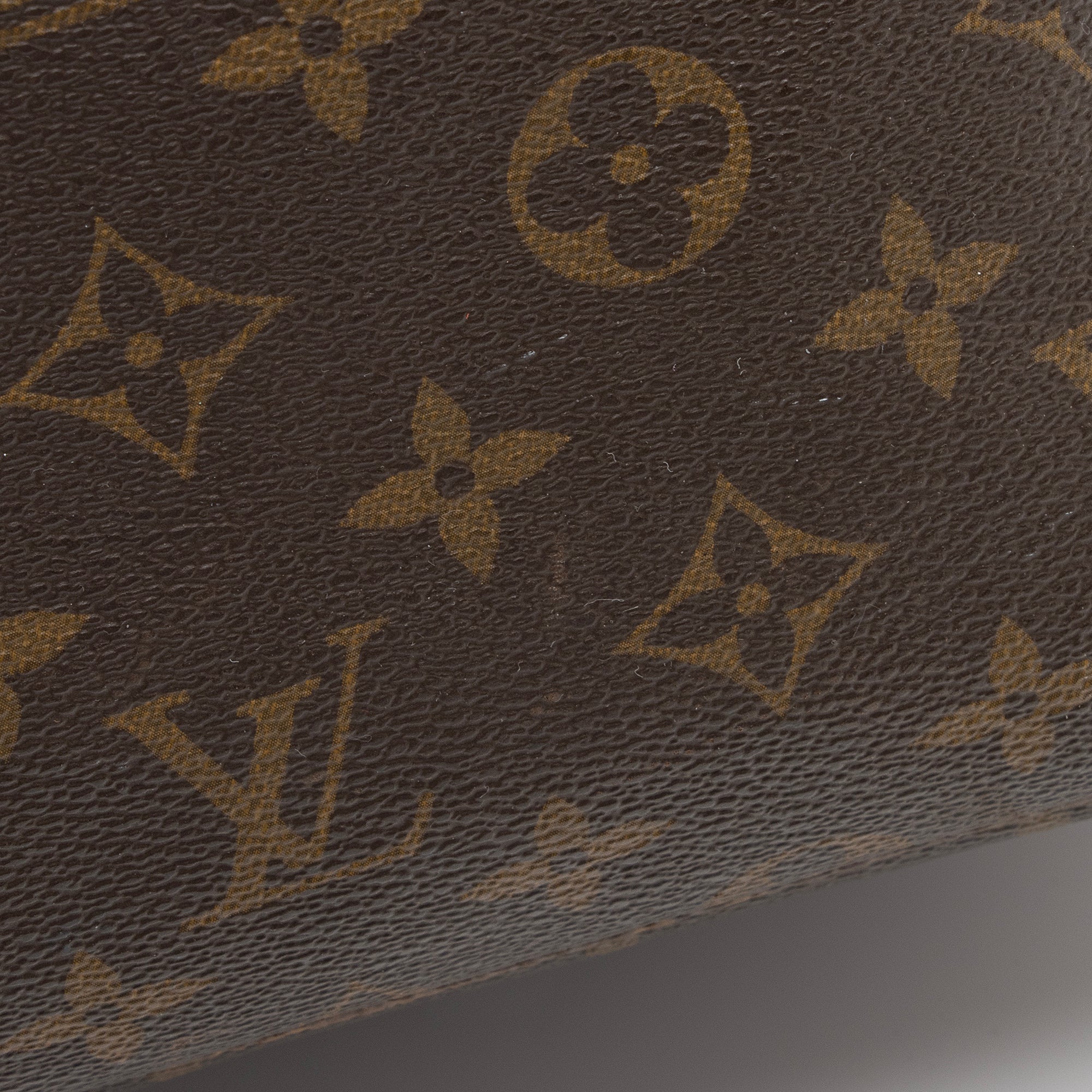 LO-LV bags 13762