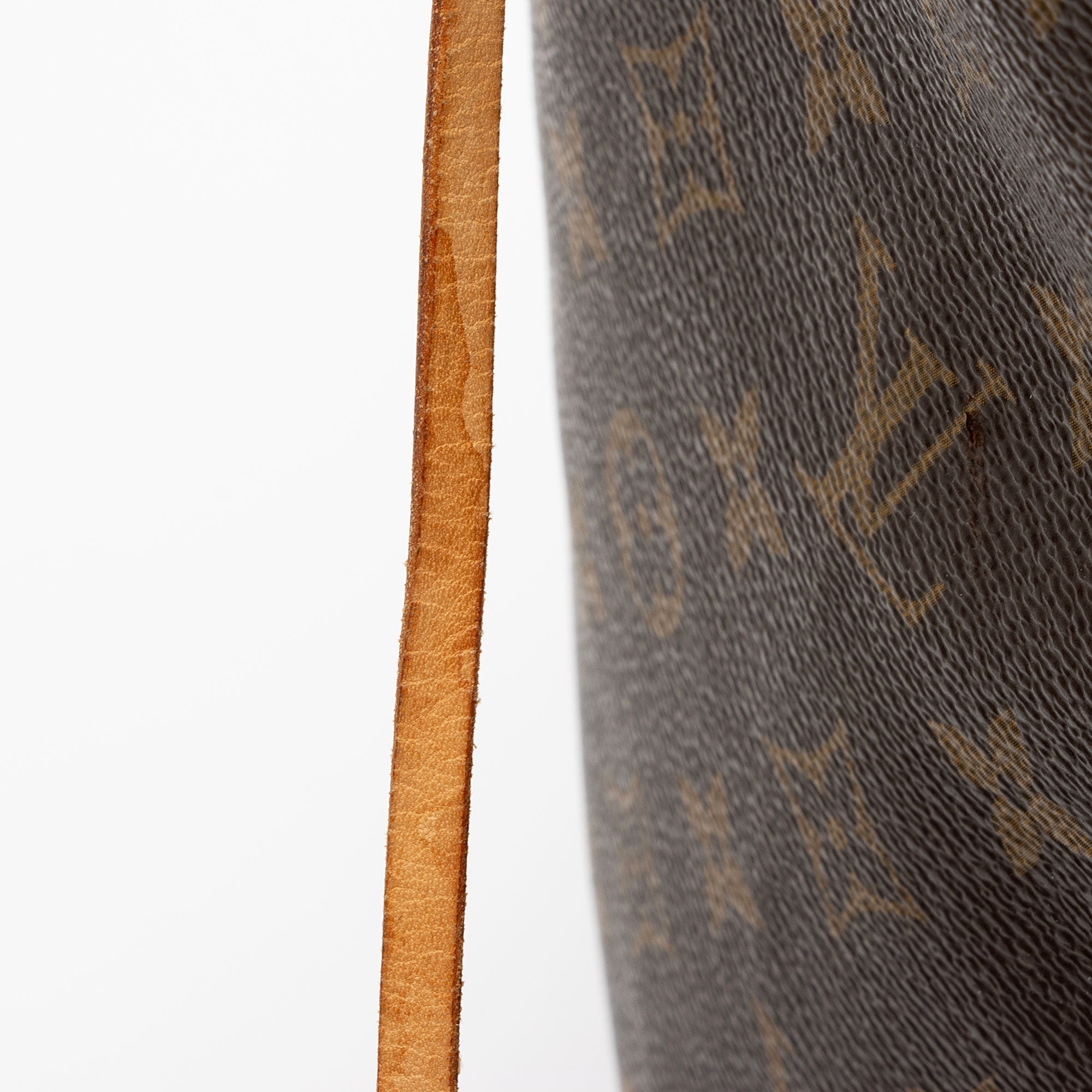 LO-LV bags 14738