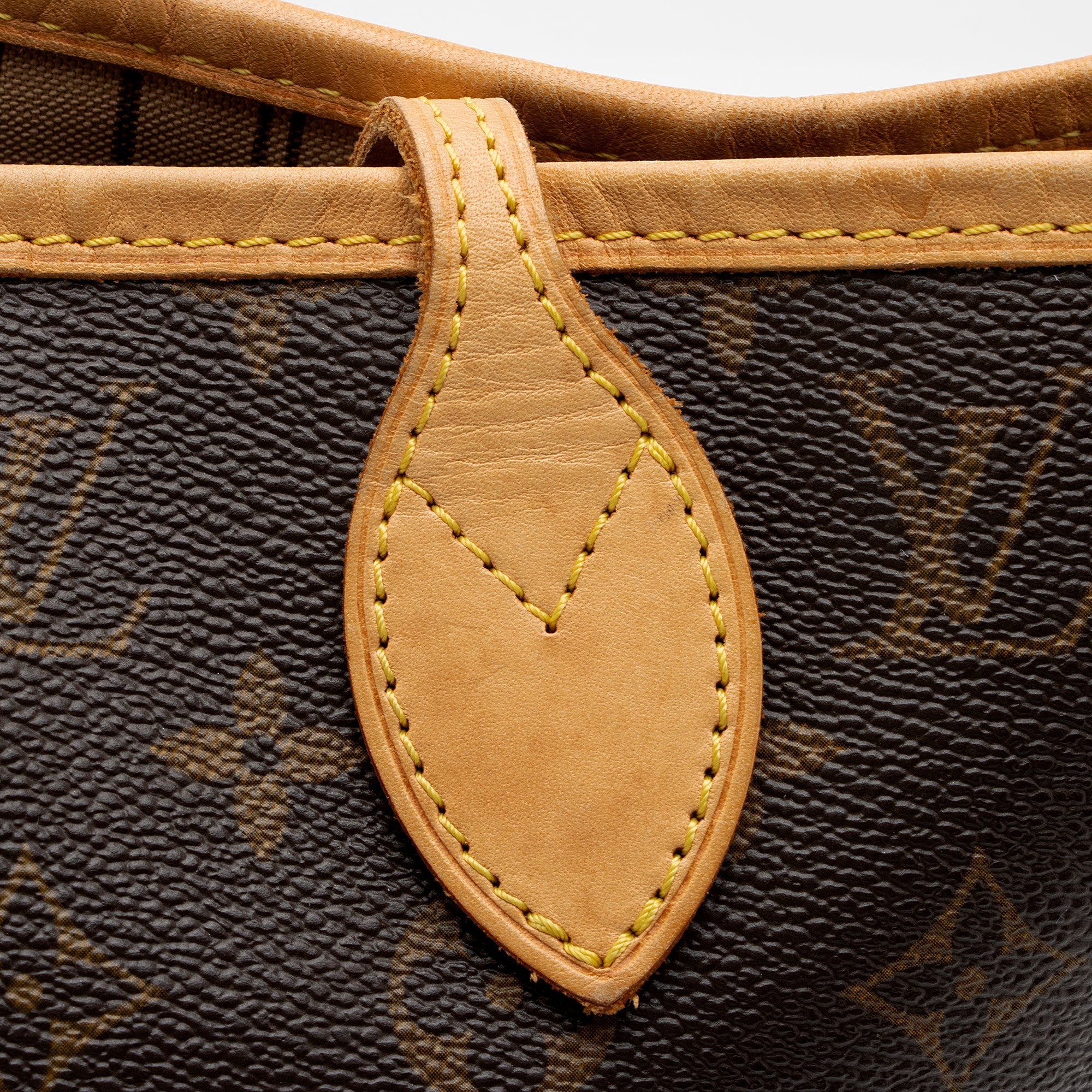 LO-LV bags 8943