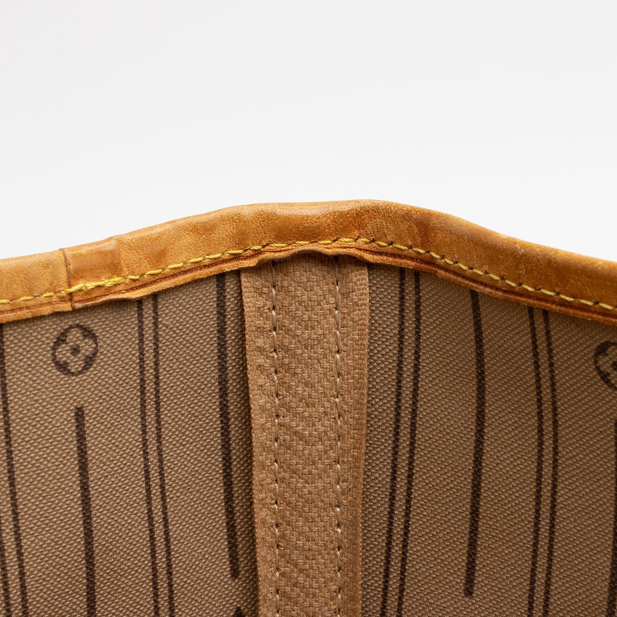 LO-LV bags 8060