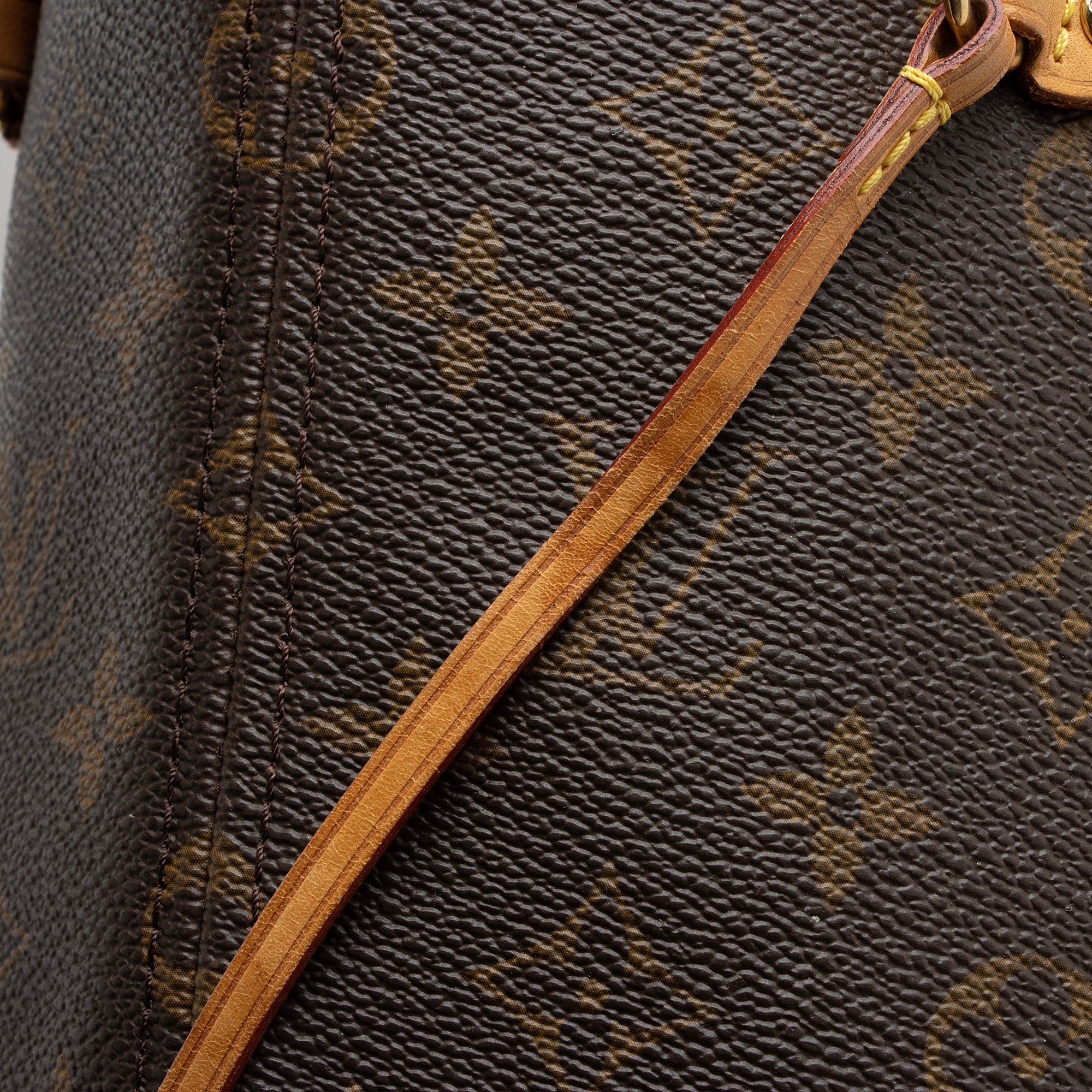 LO-LV bags 8060