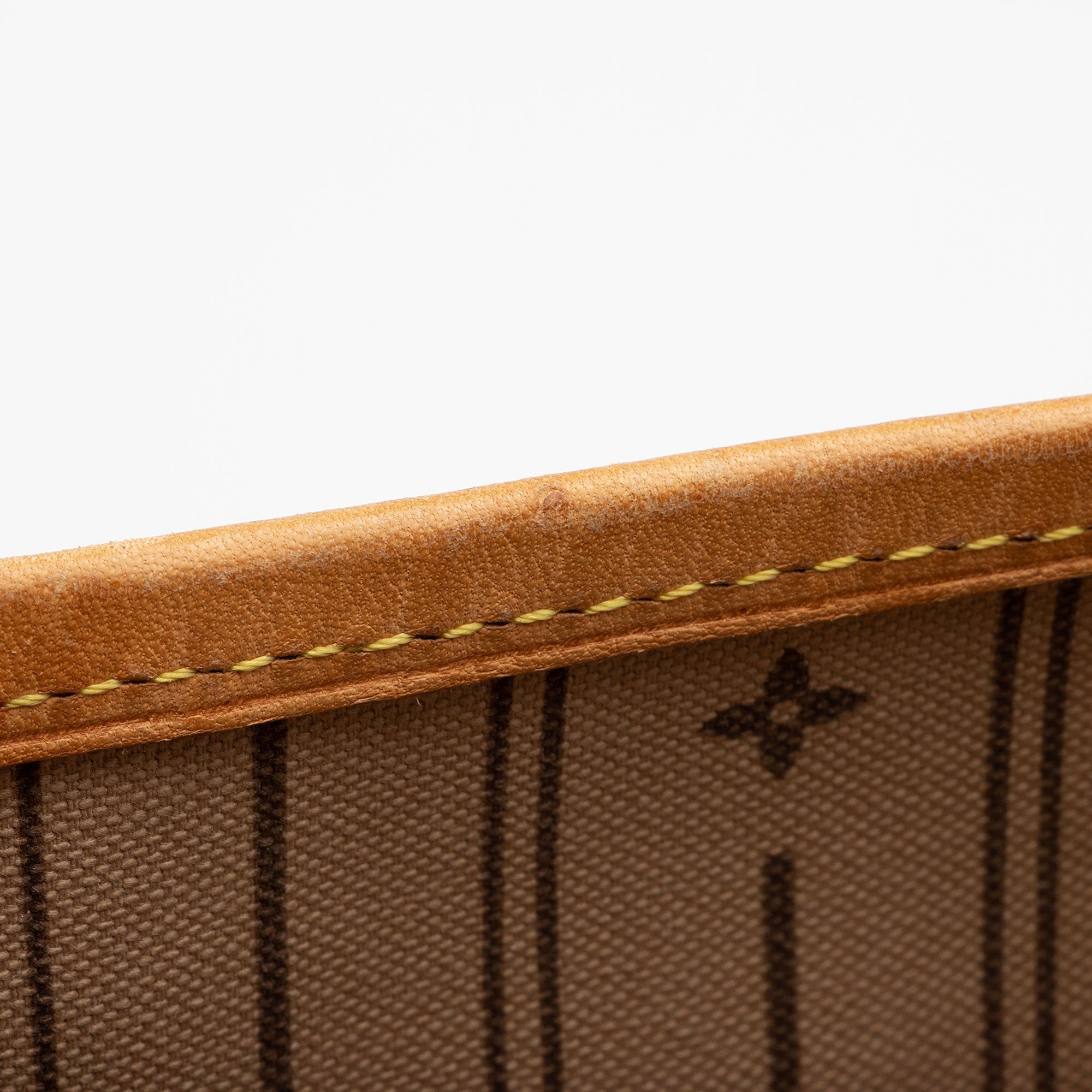 LO-LV bags 9535