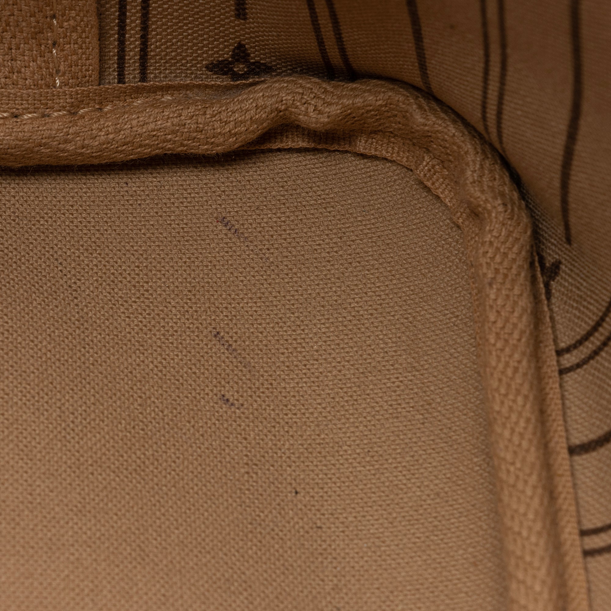 LO-LV bags 9820