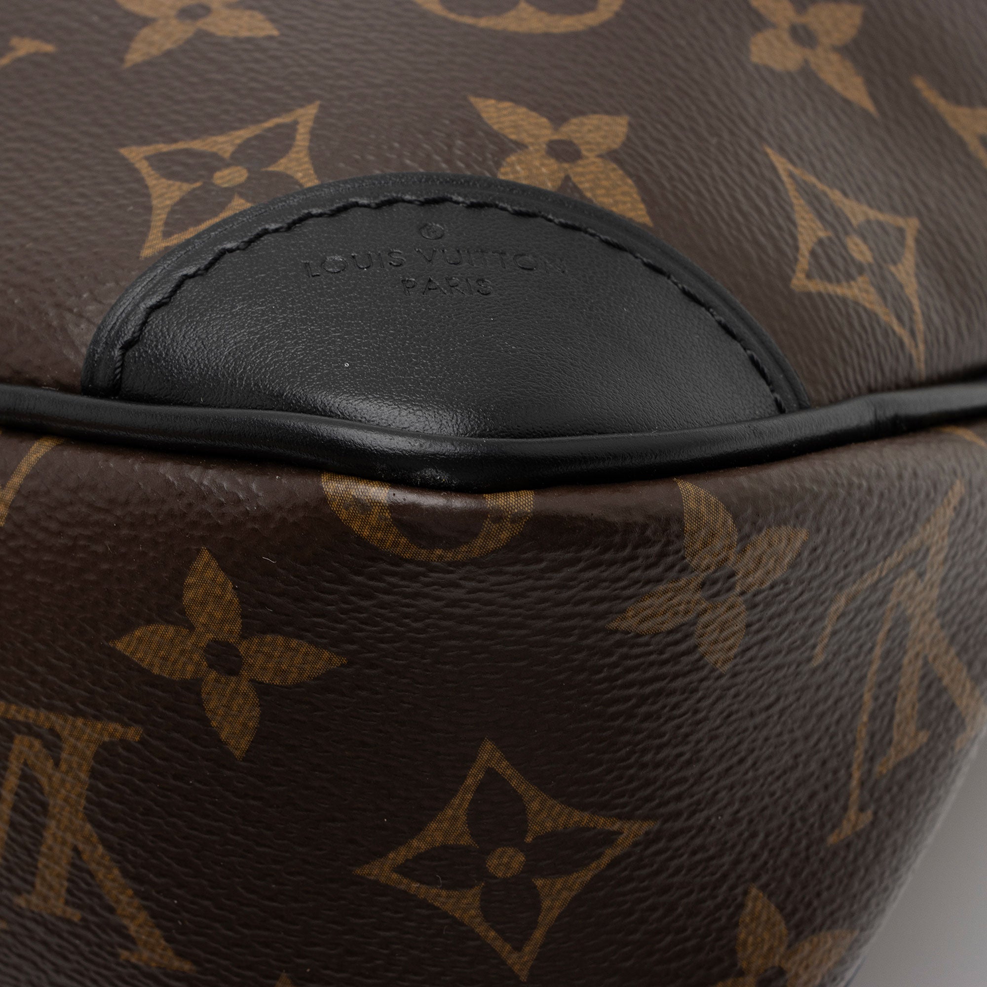 LO-LV bags 13480