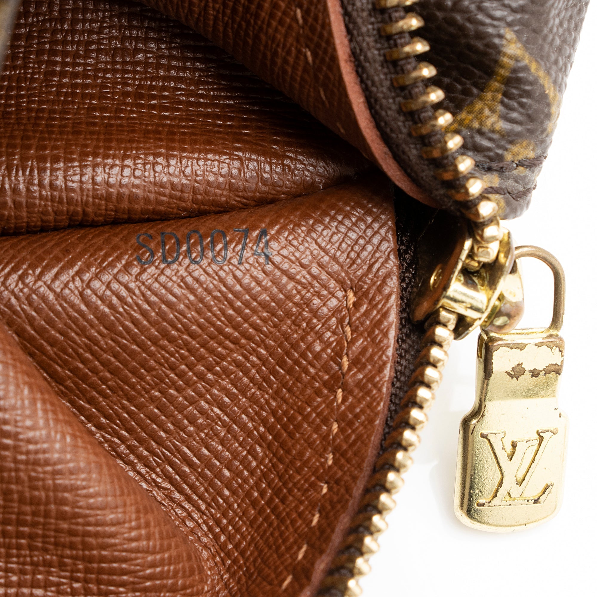 LO-LV bags 9341