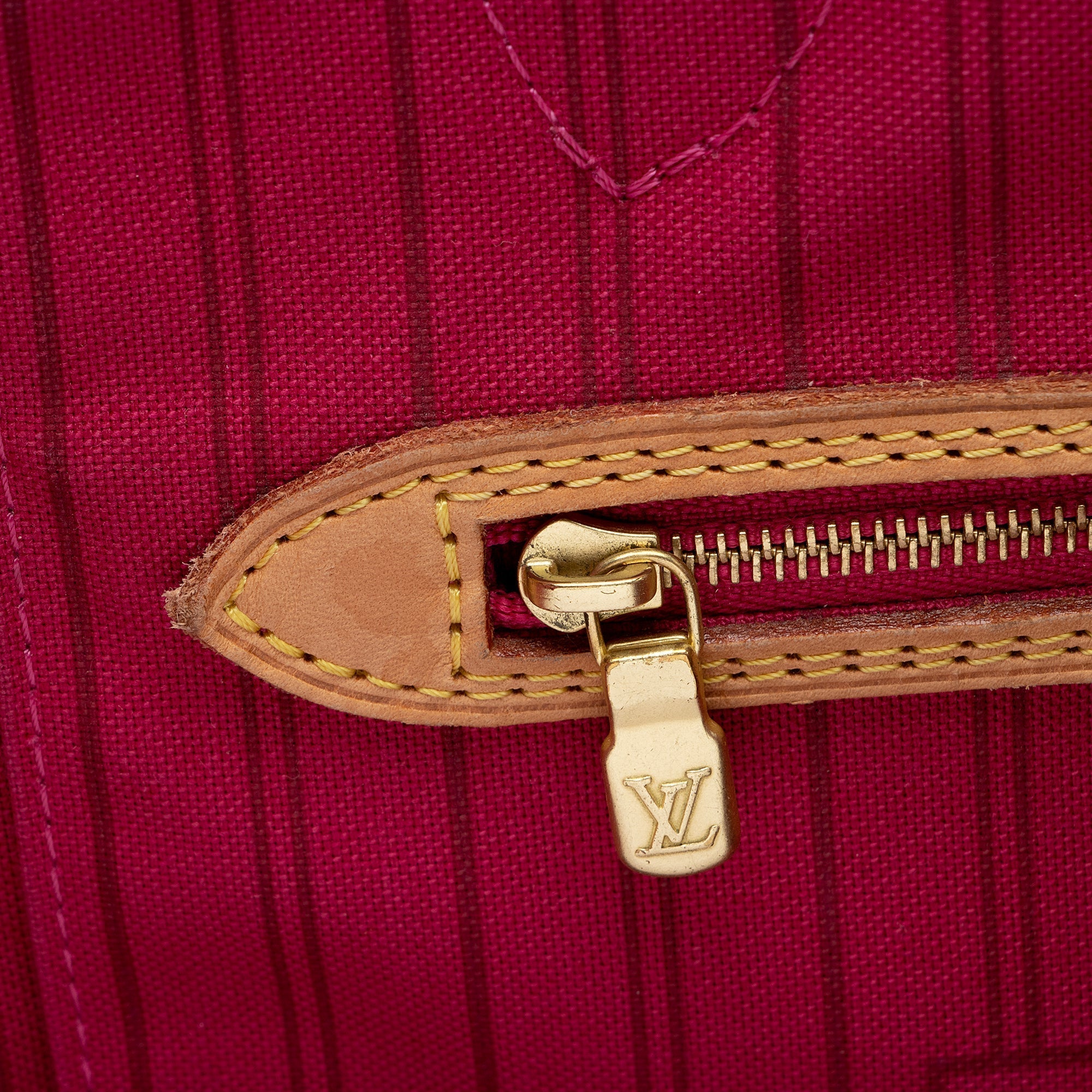 LO-LV bags 9830