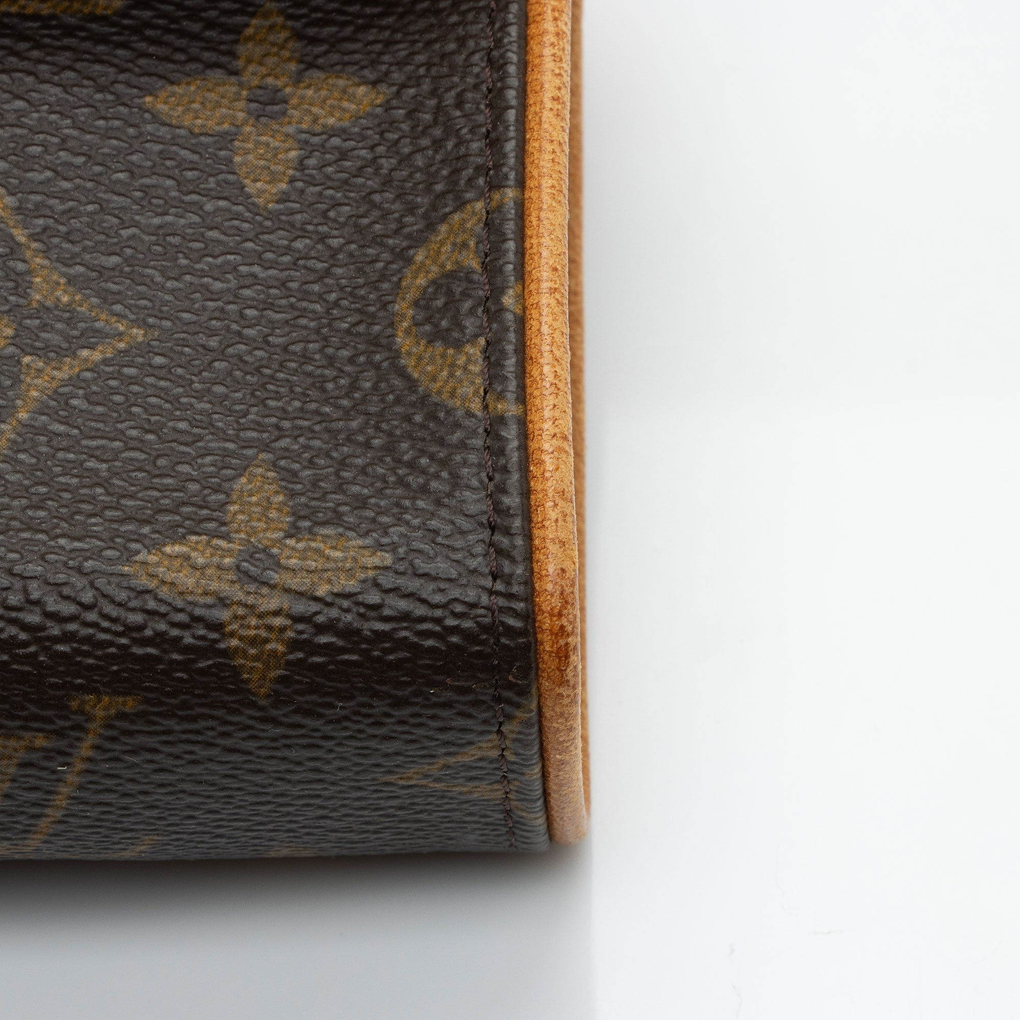 LO-LV bags 9785