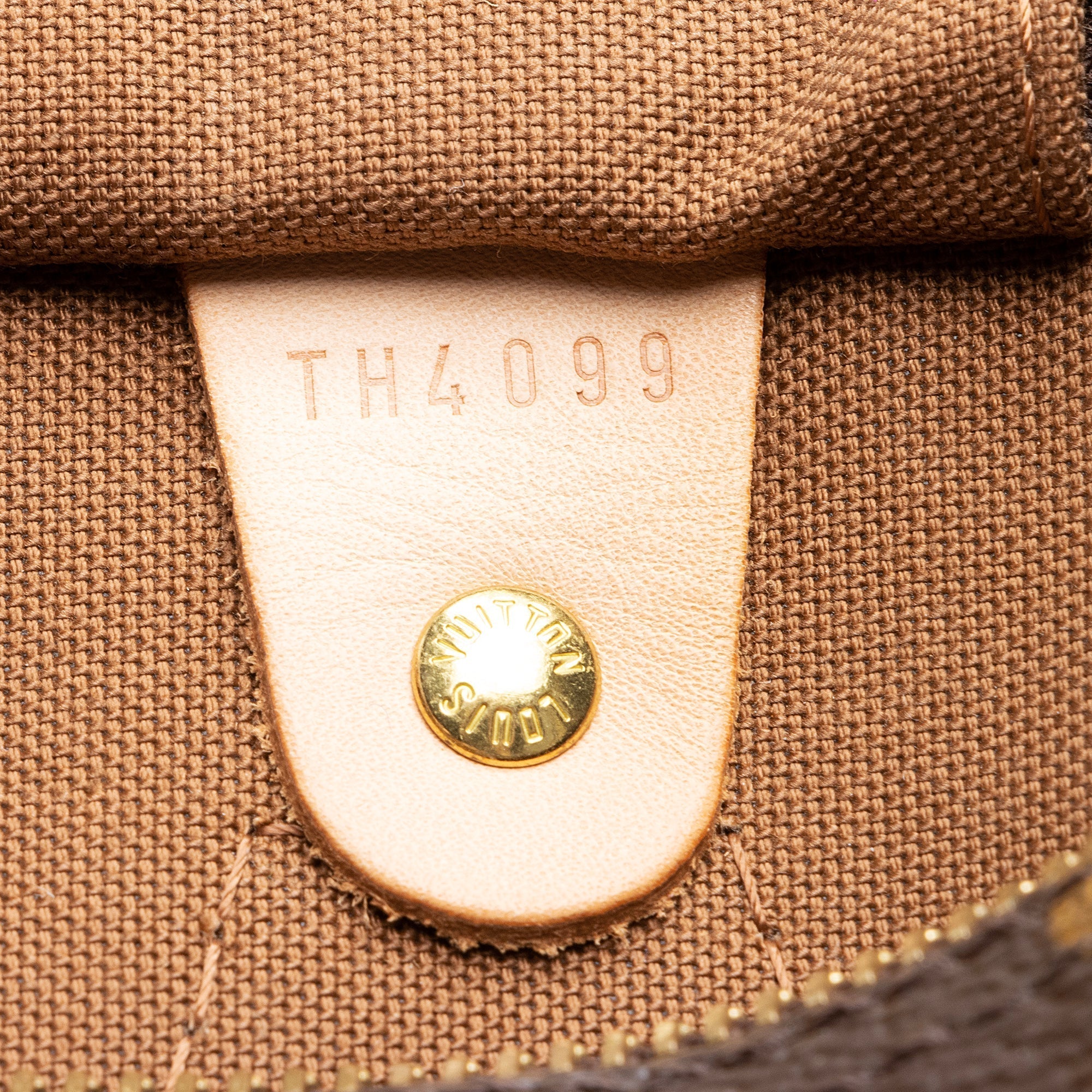 LO-LV bags 8548