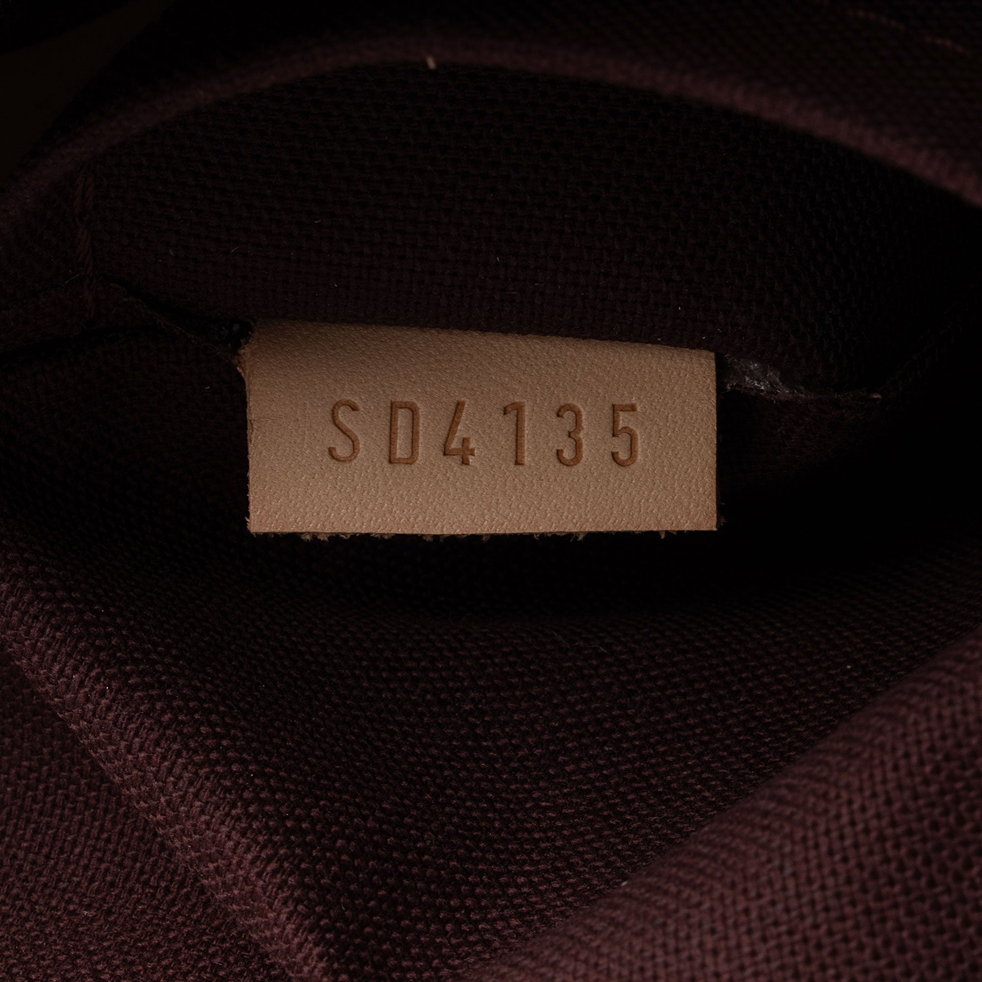 LO-LV bags 11718