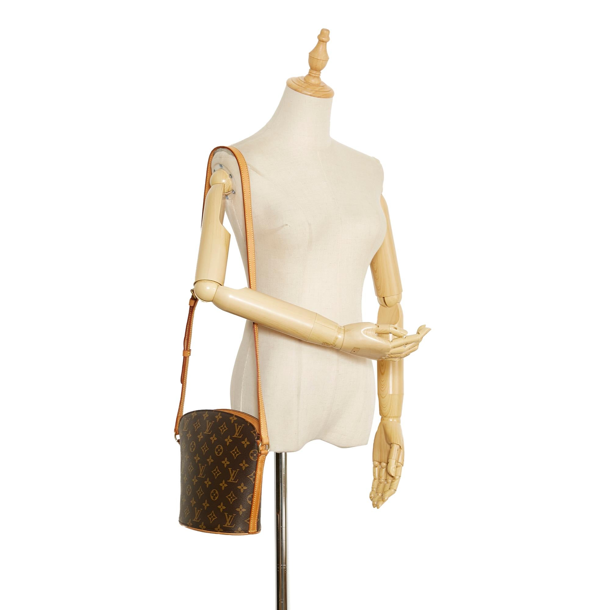 LO-LV bags 9301