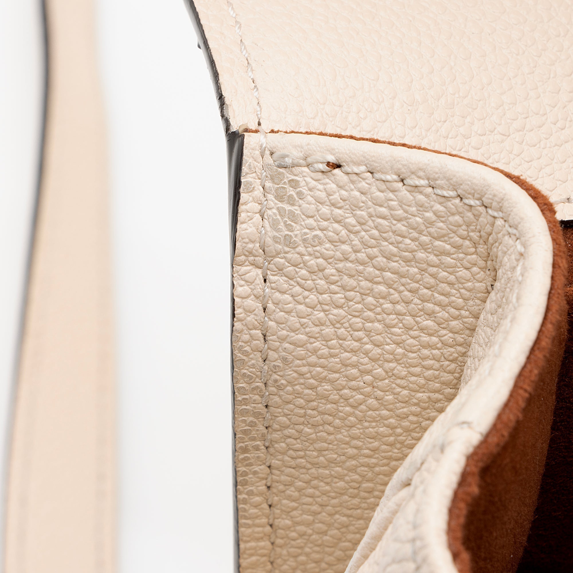 LO-LV bags 10276