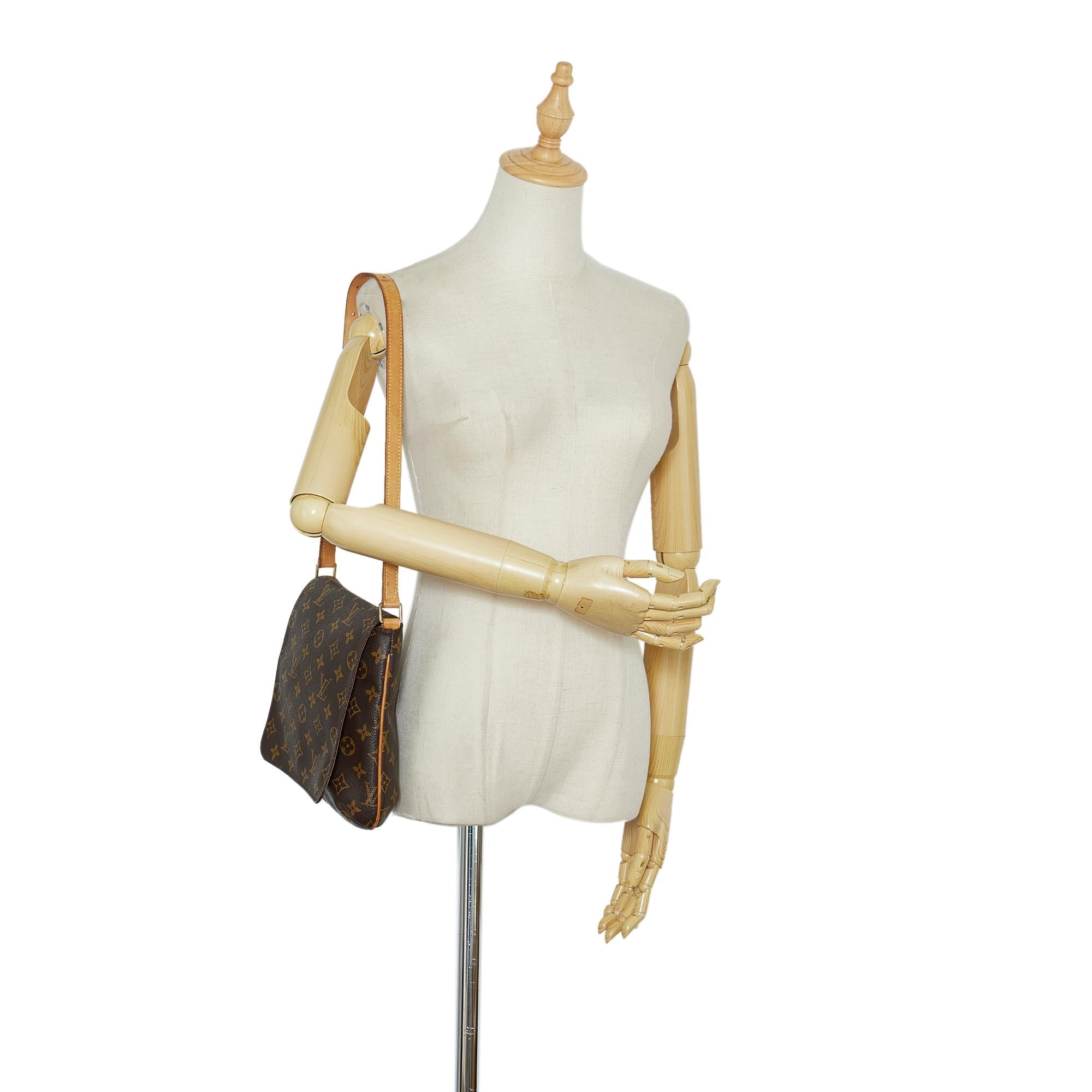 LO-LV bags 13172