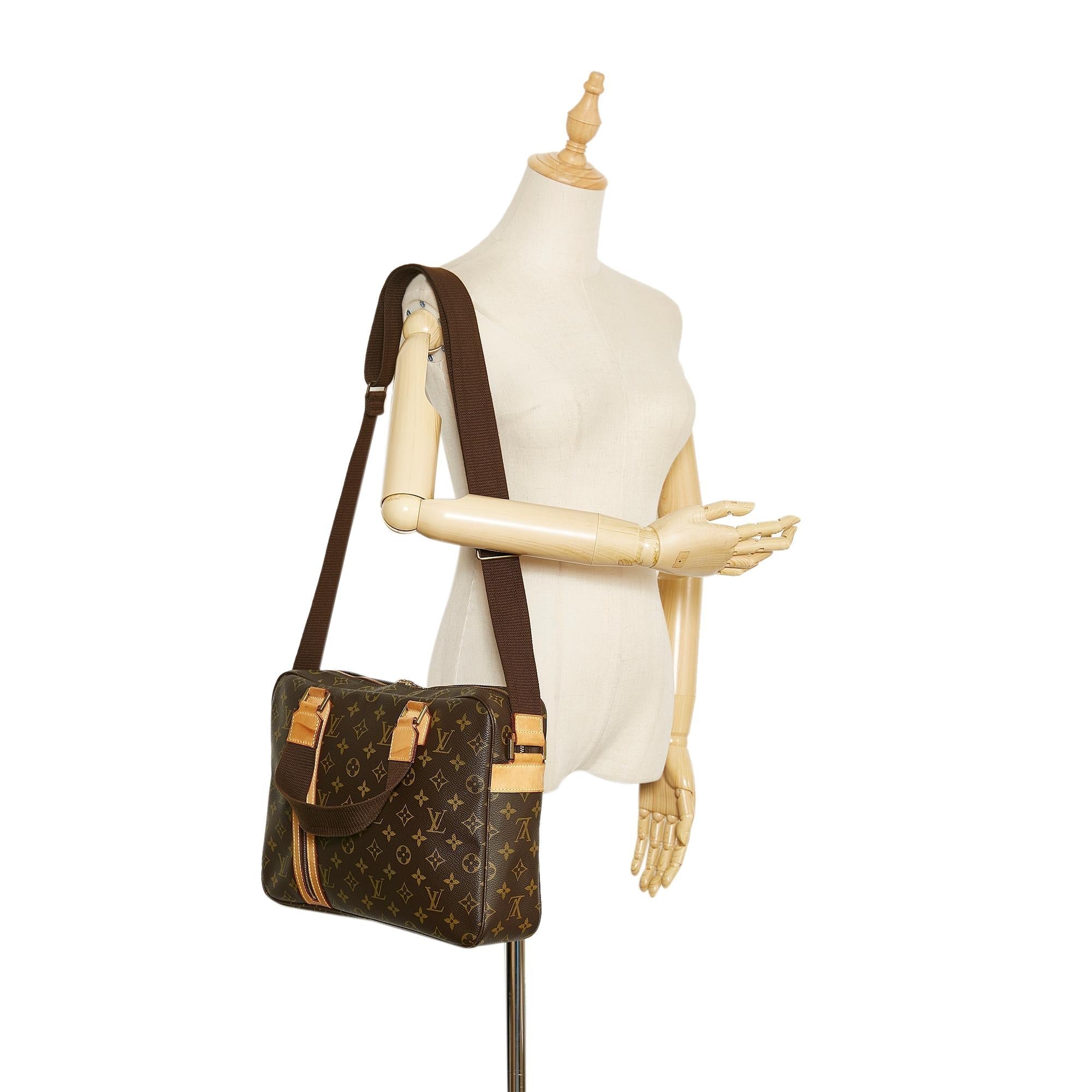 LO-LV bags 11511