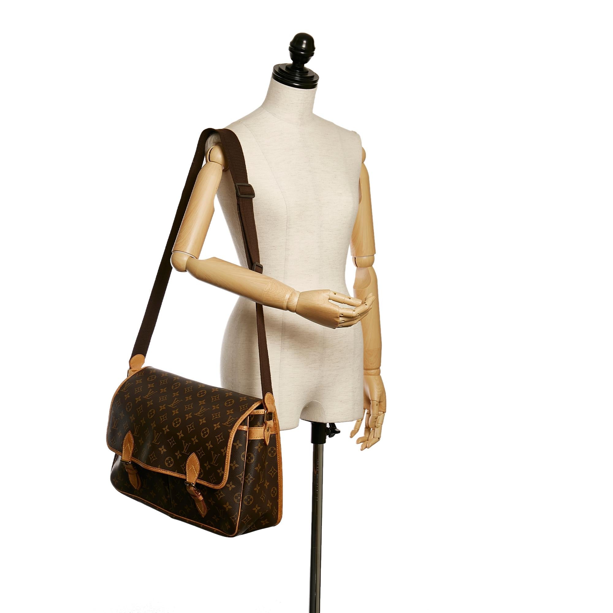 LO-LV bags 13602