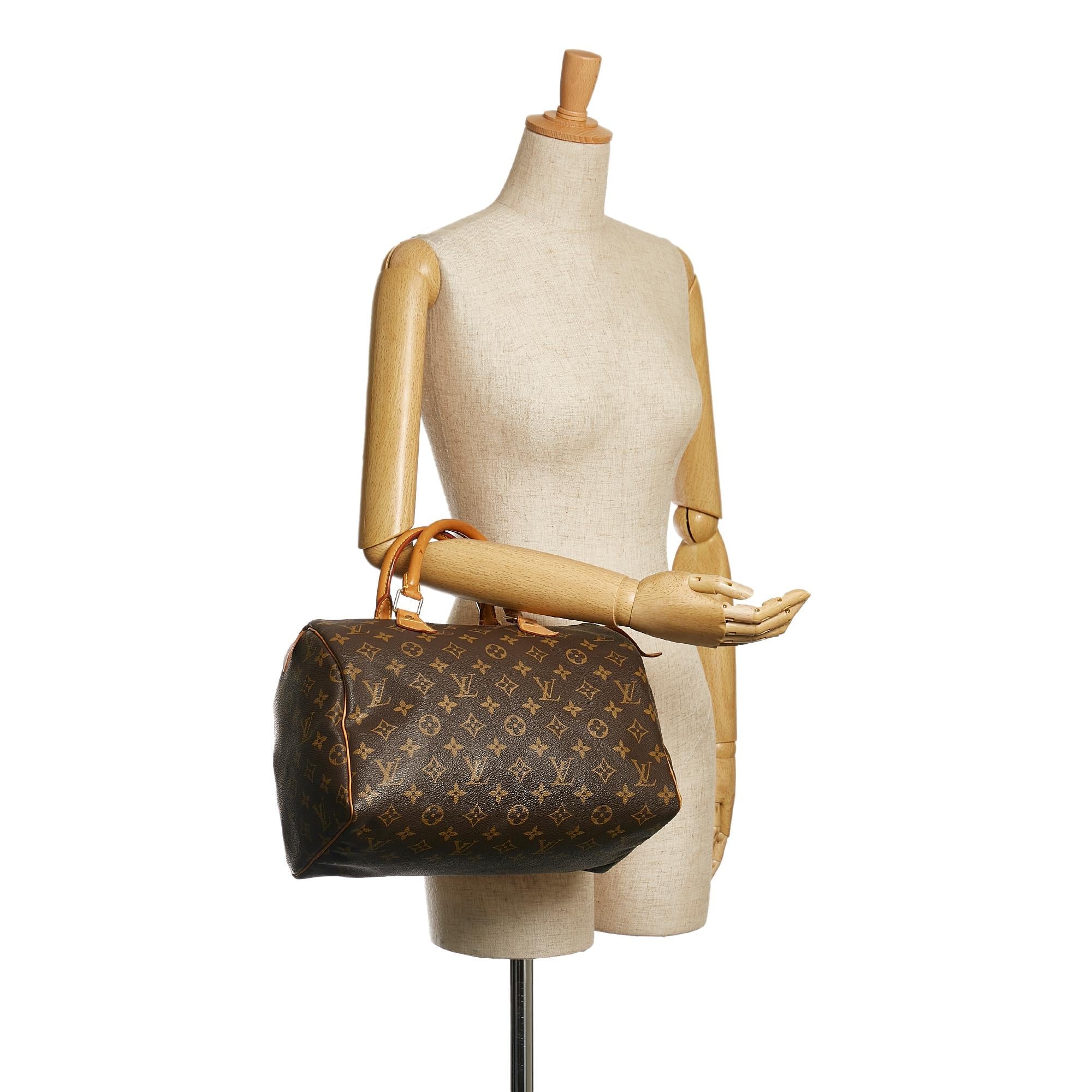 LO-LV bags 9359