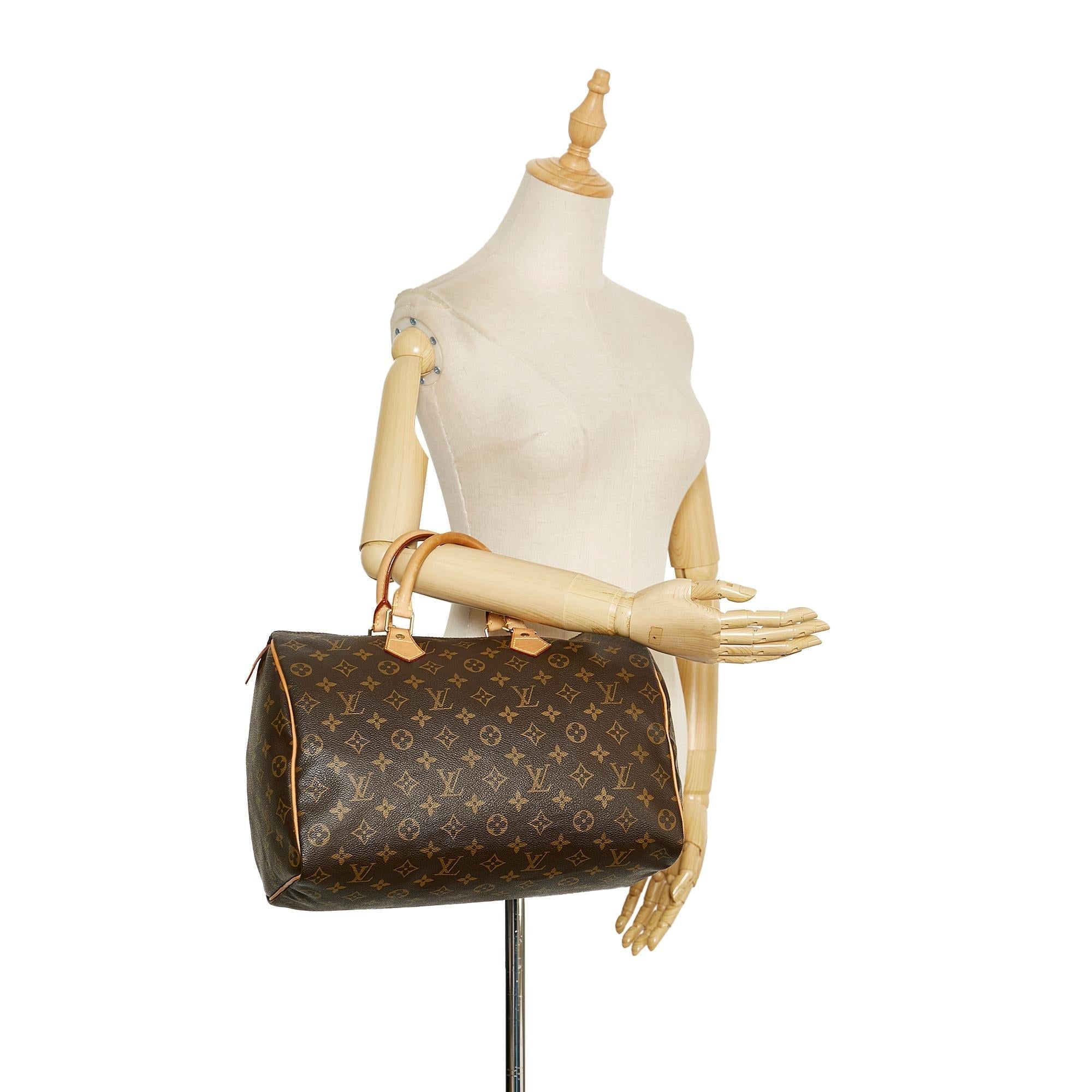 LO-LV bags 11812