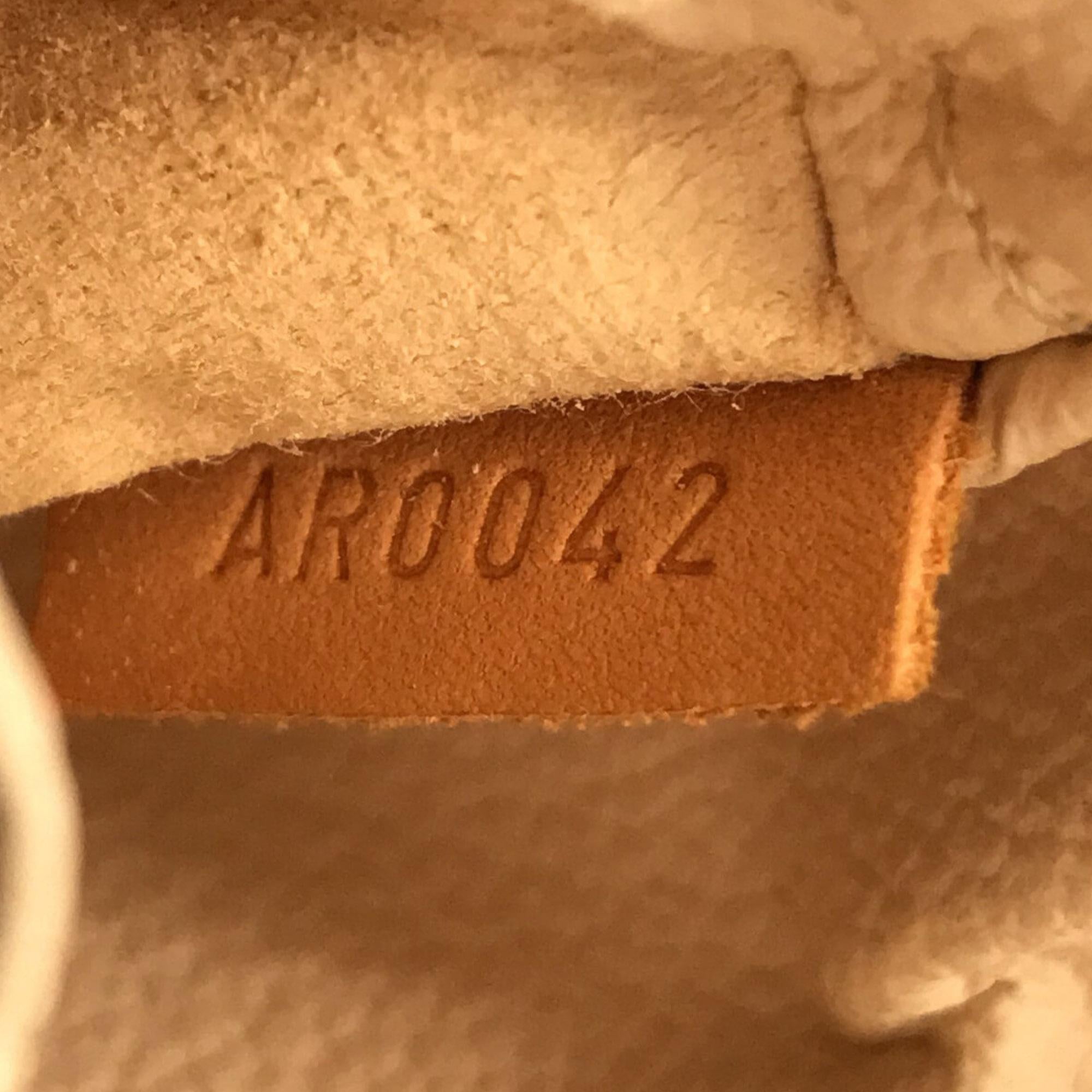 LO-LV bags 11755