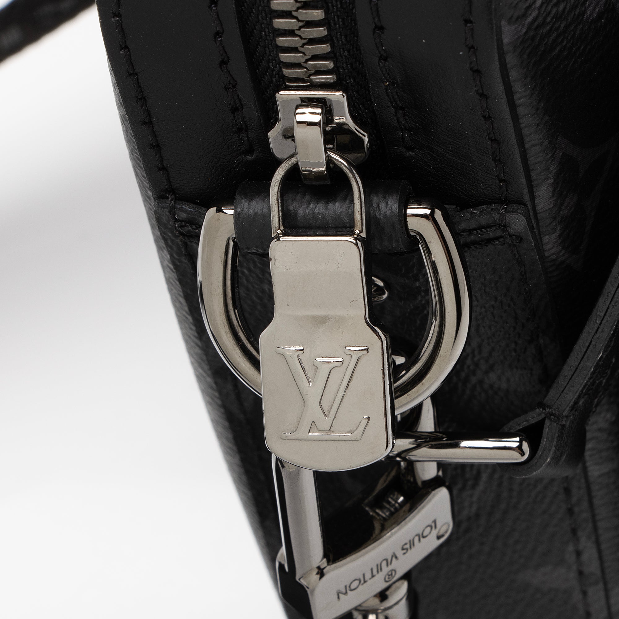 LO-LV bags 9829