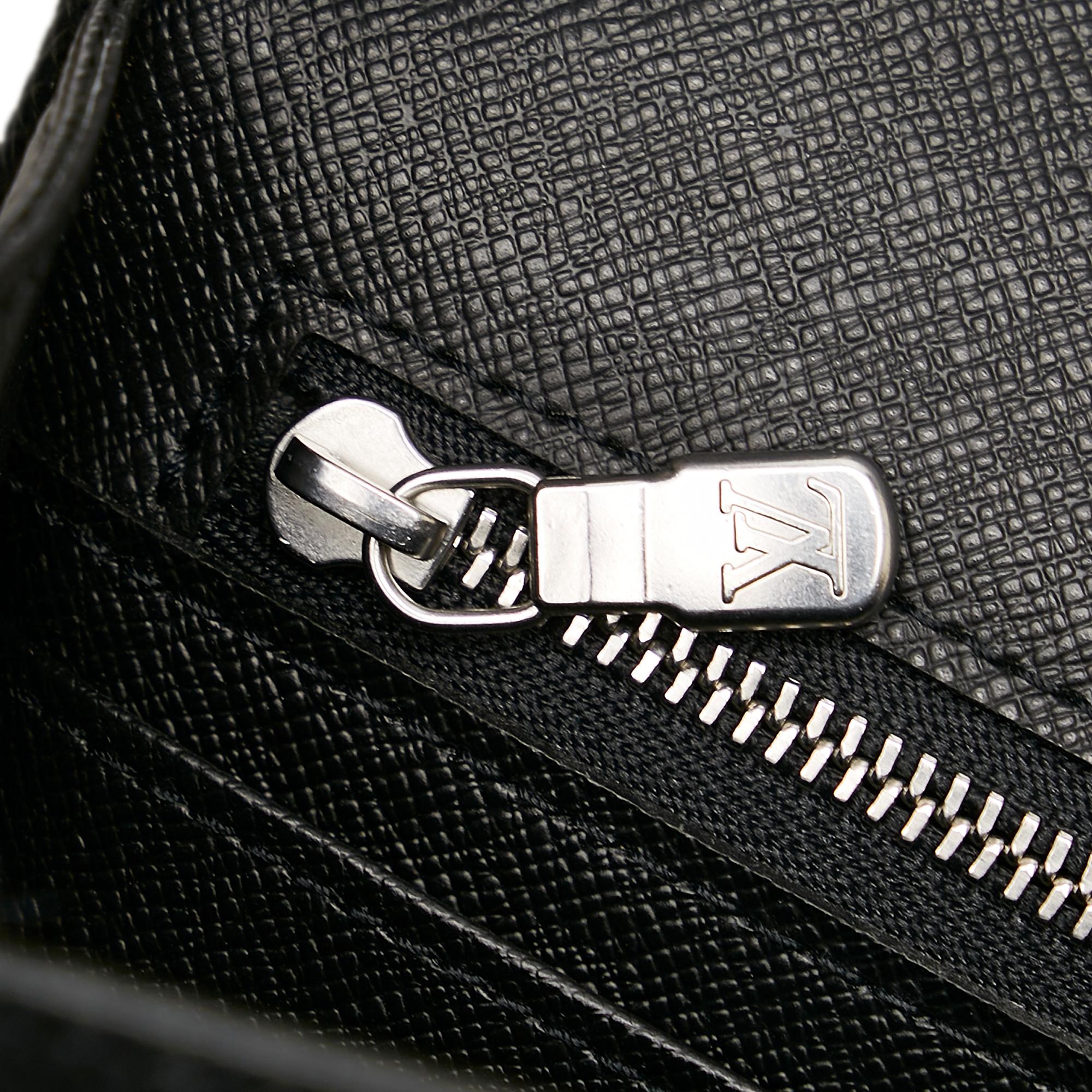 LO-LV bags 9925