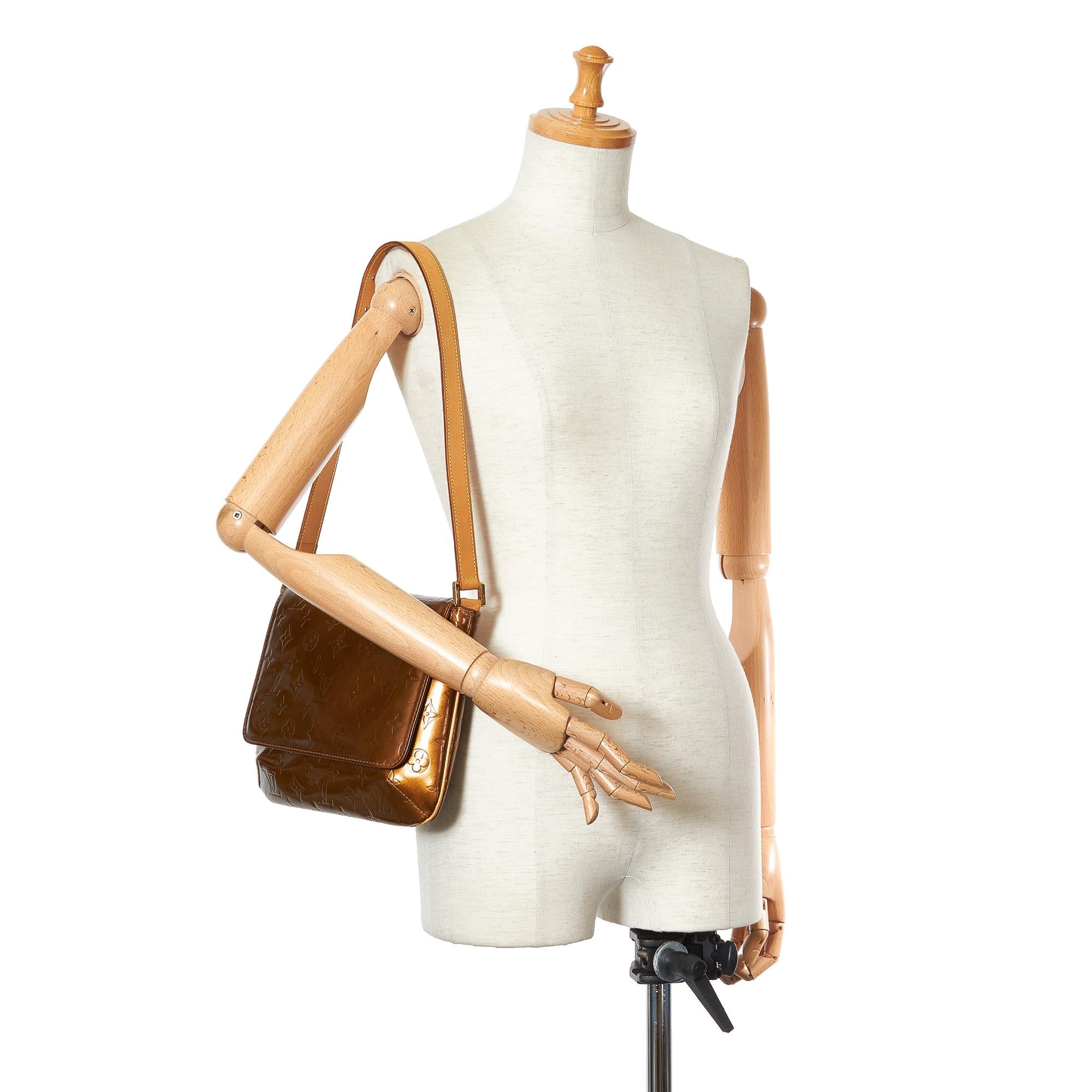 LO-LV bags 8410