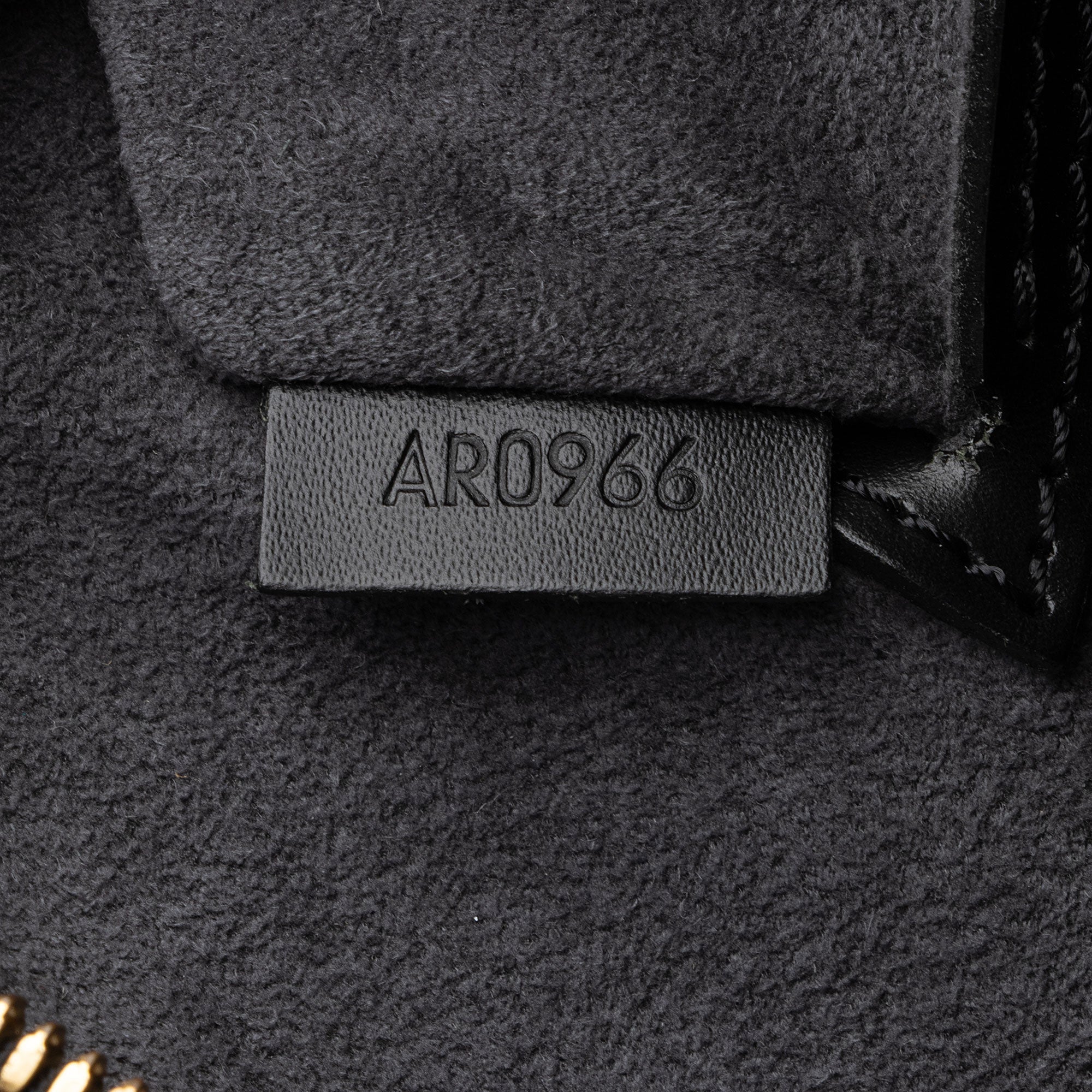 LO-LV bags 7352