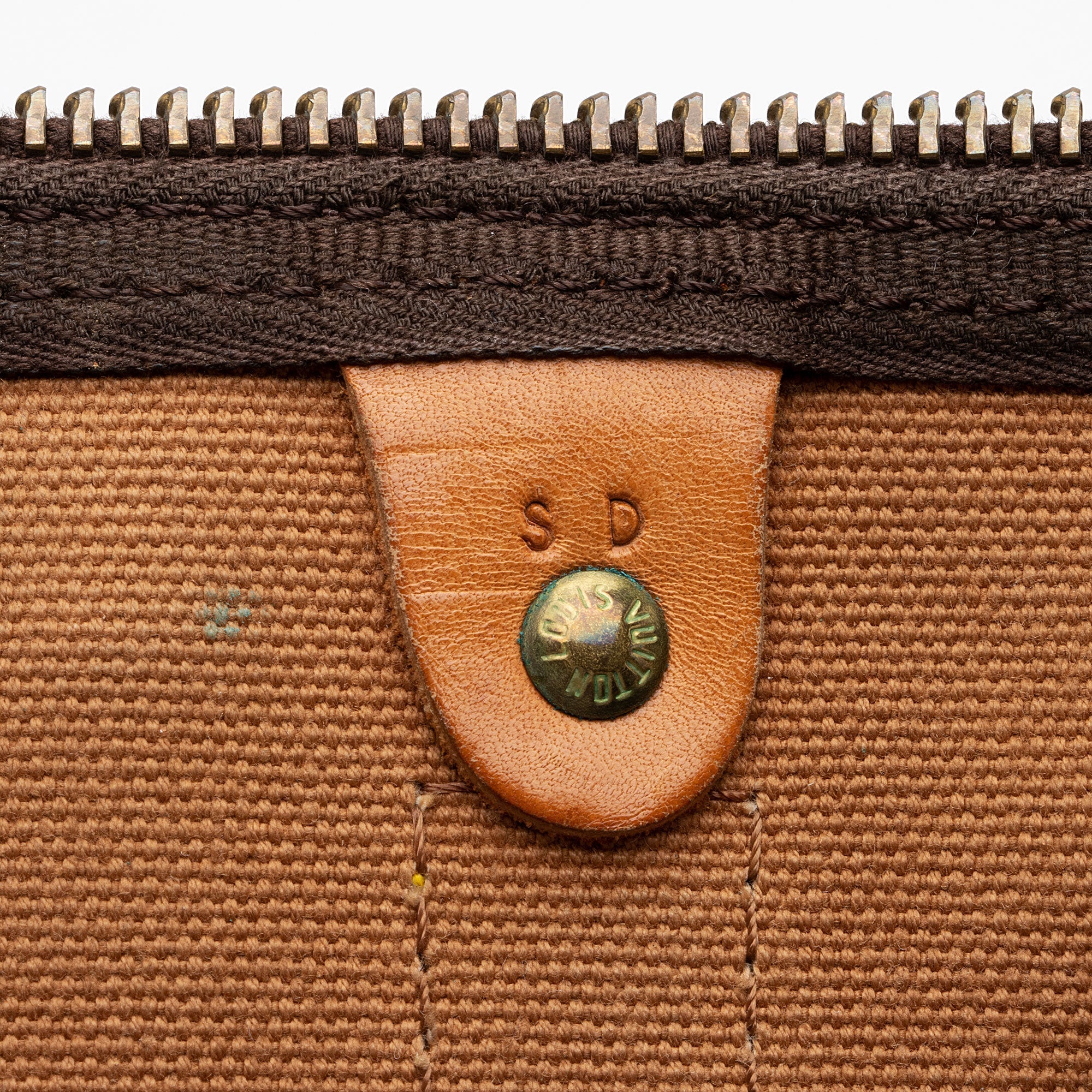 LO-LV bags 13829