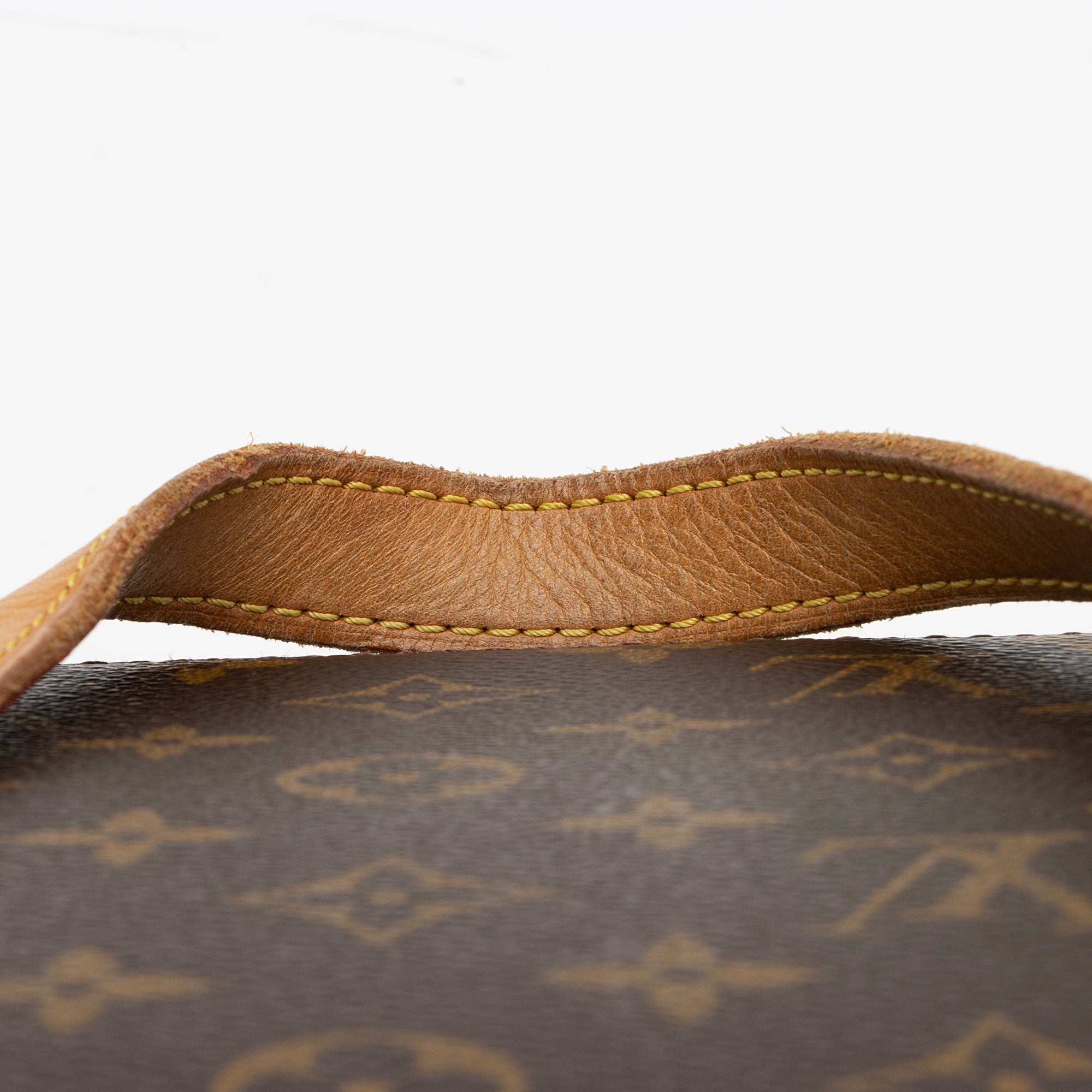 LO-LV bags 13806