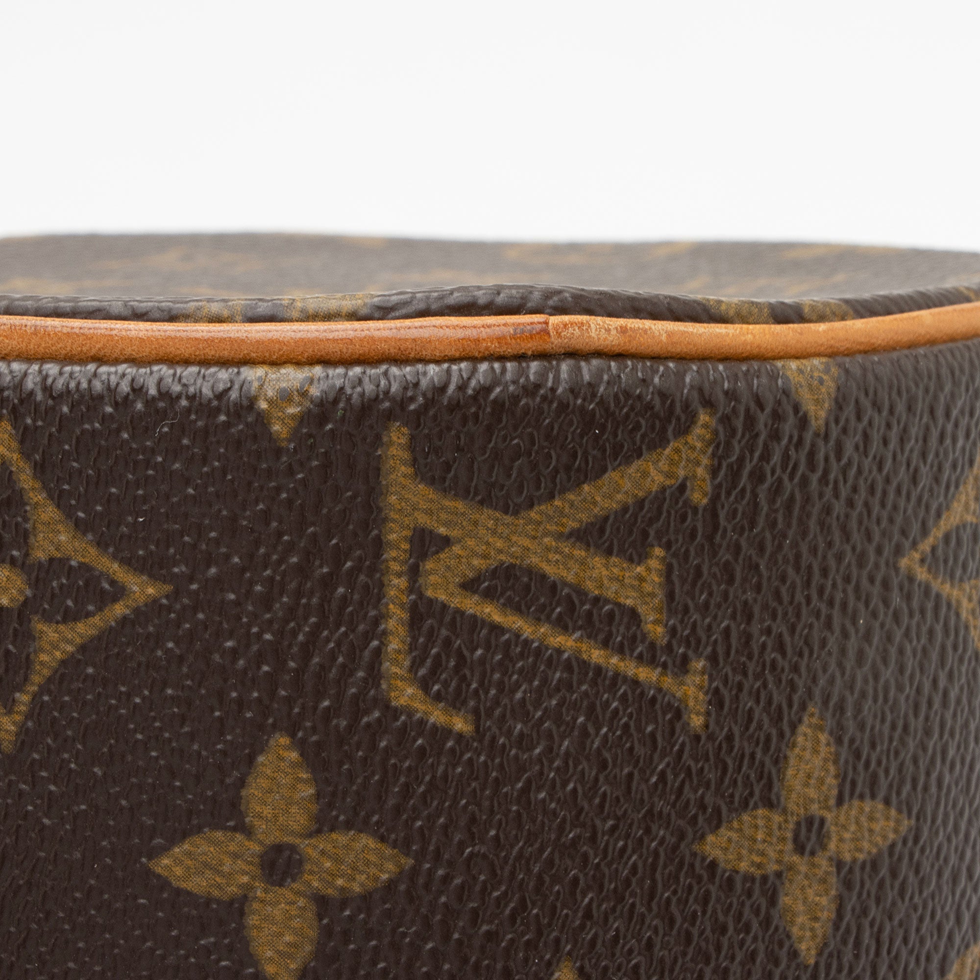 LO-LV bags 8965