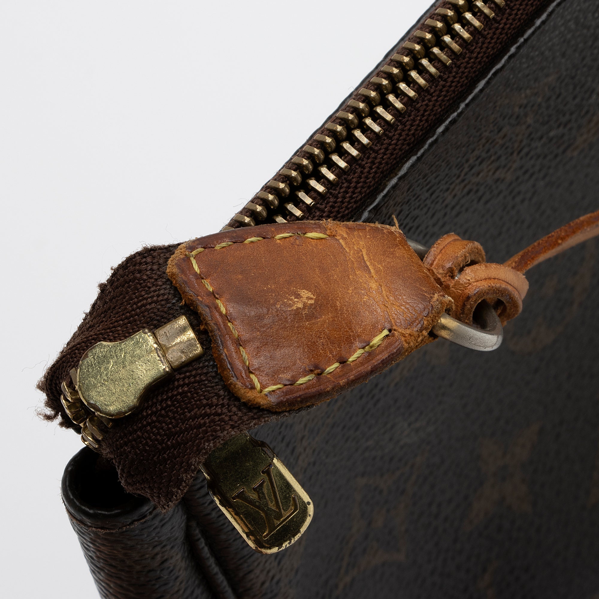 LO-LV bags 8401