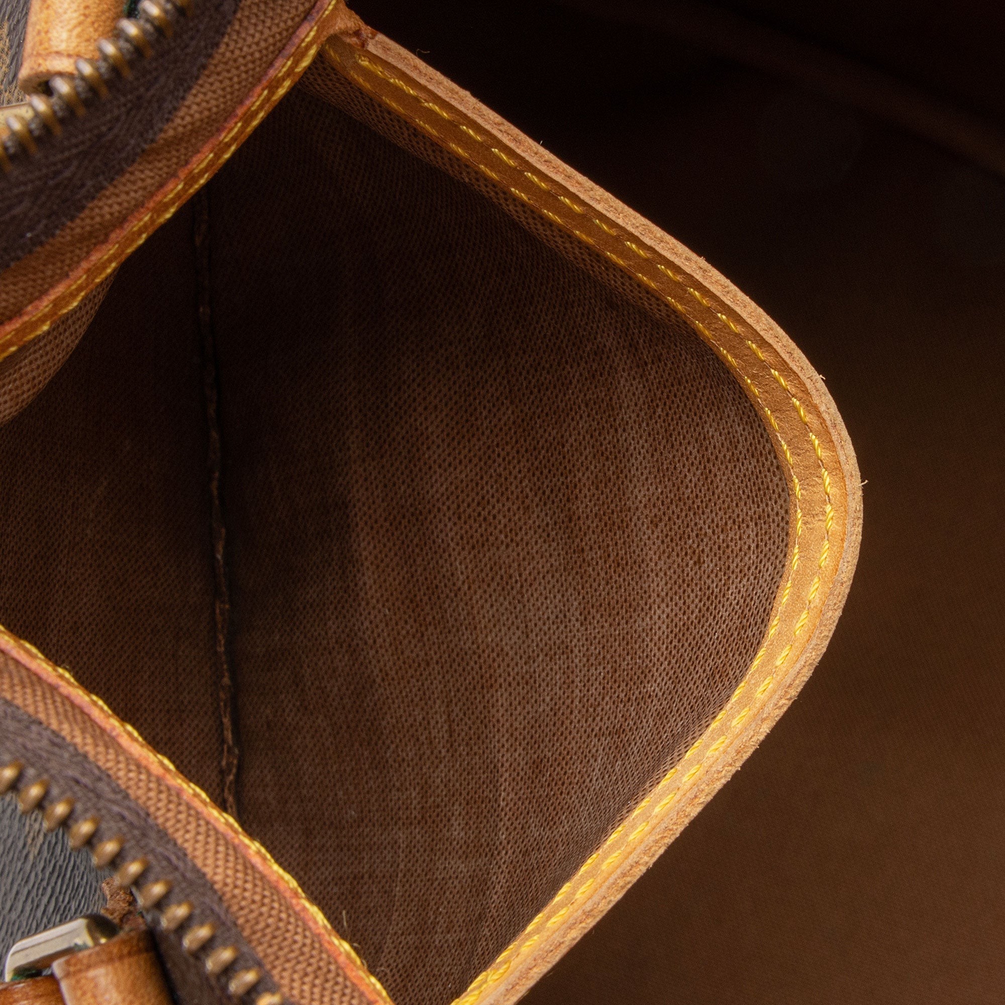 LO-LV bags 9579