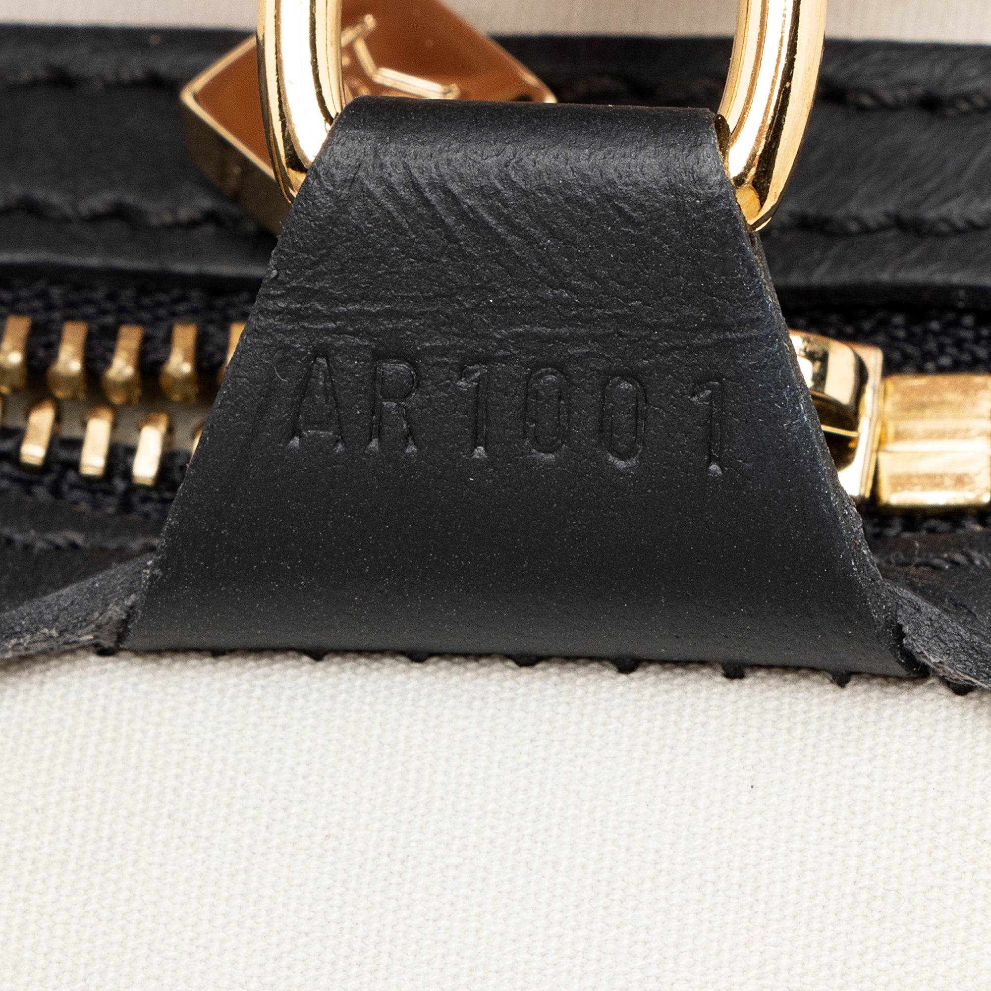 LO-LV bags 11554