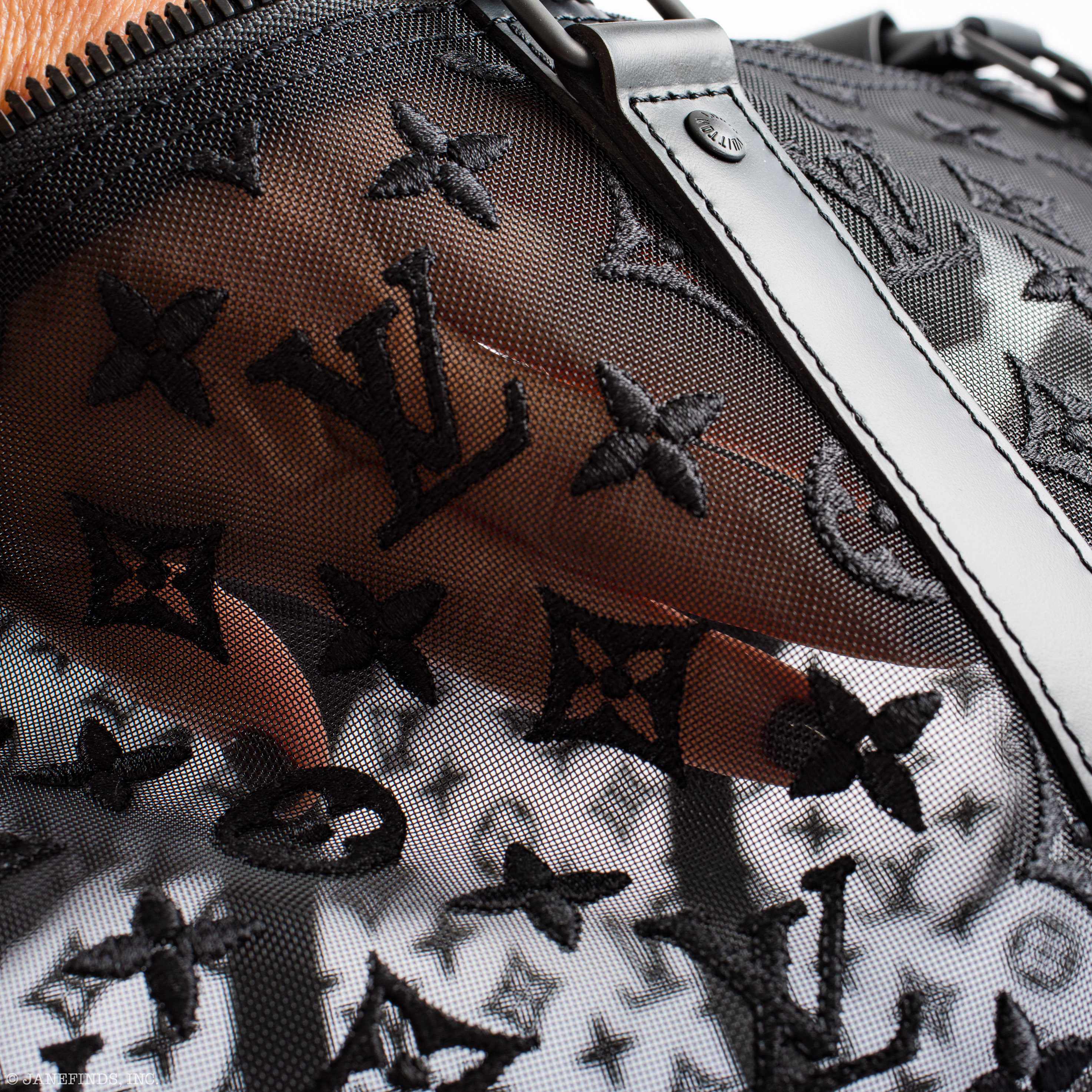 LO-LV bags 2990