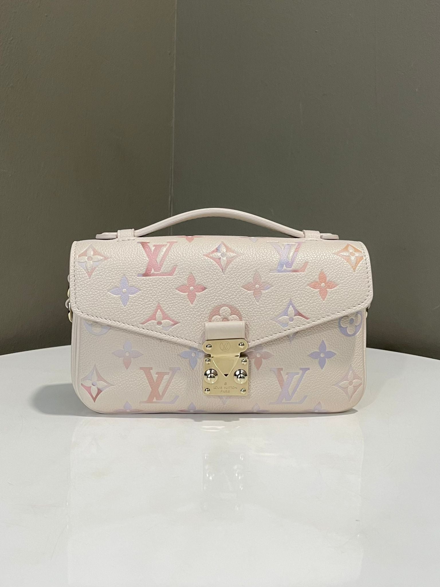 Pochette Metis